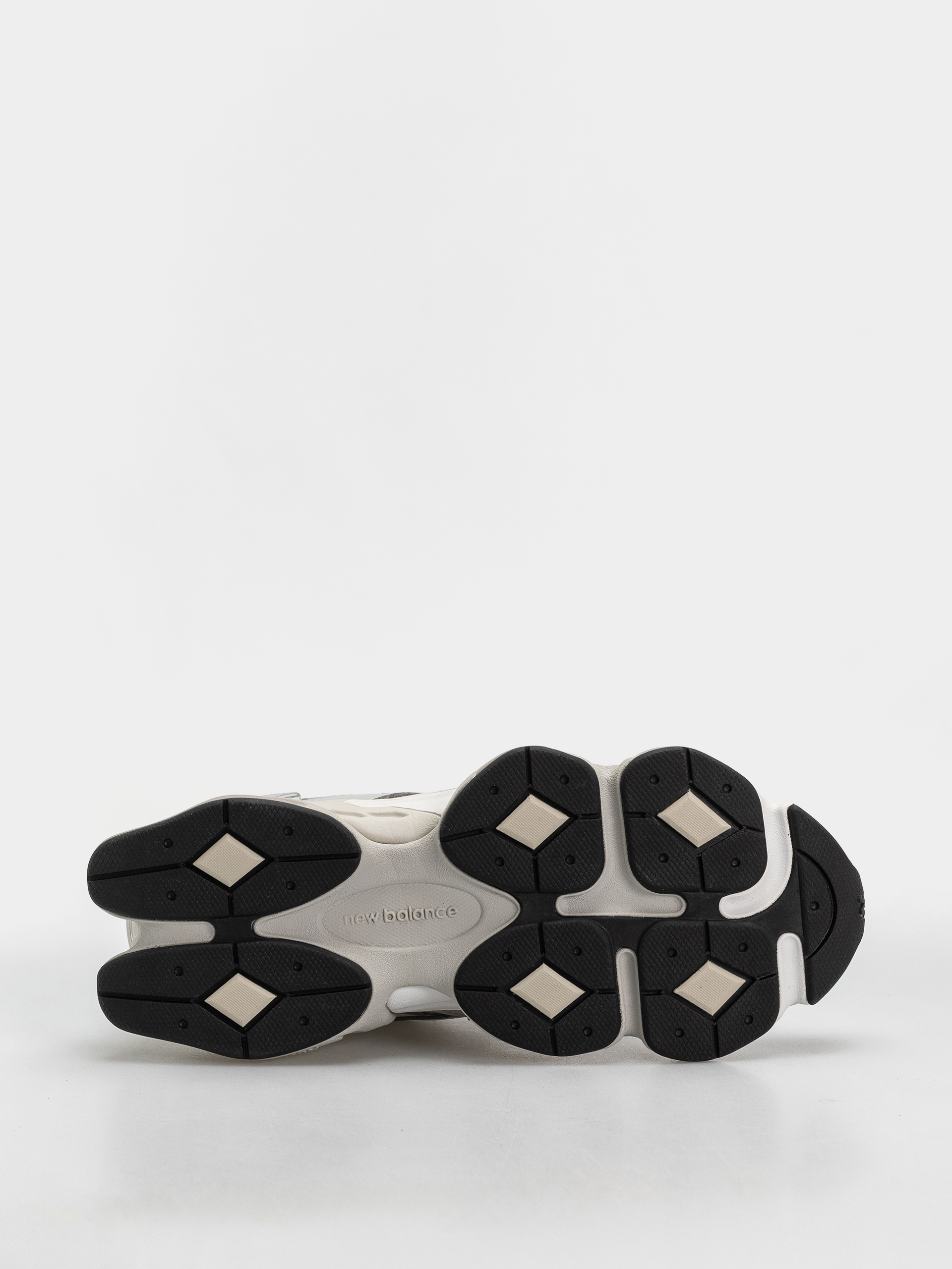 Buty New Balance 9060 (raincloud/truffle salt)