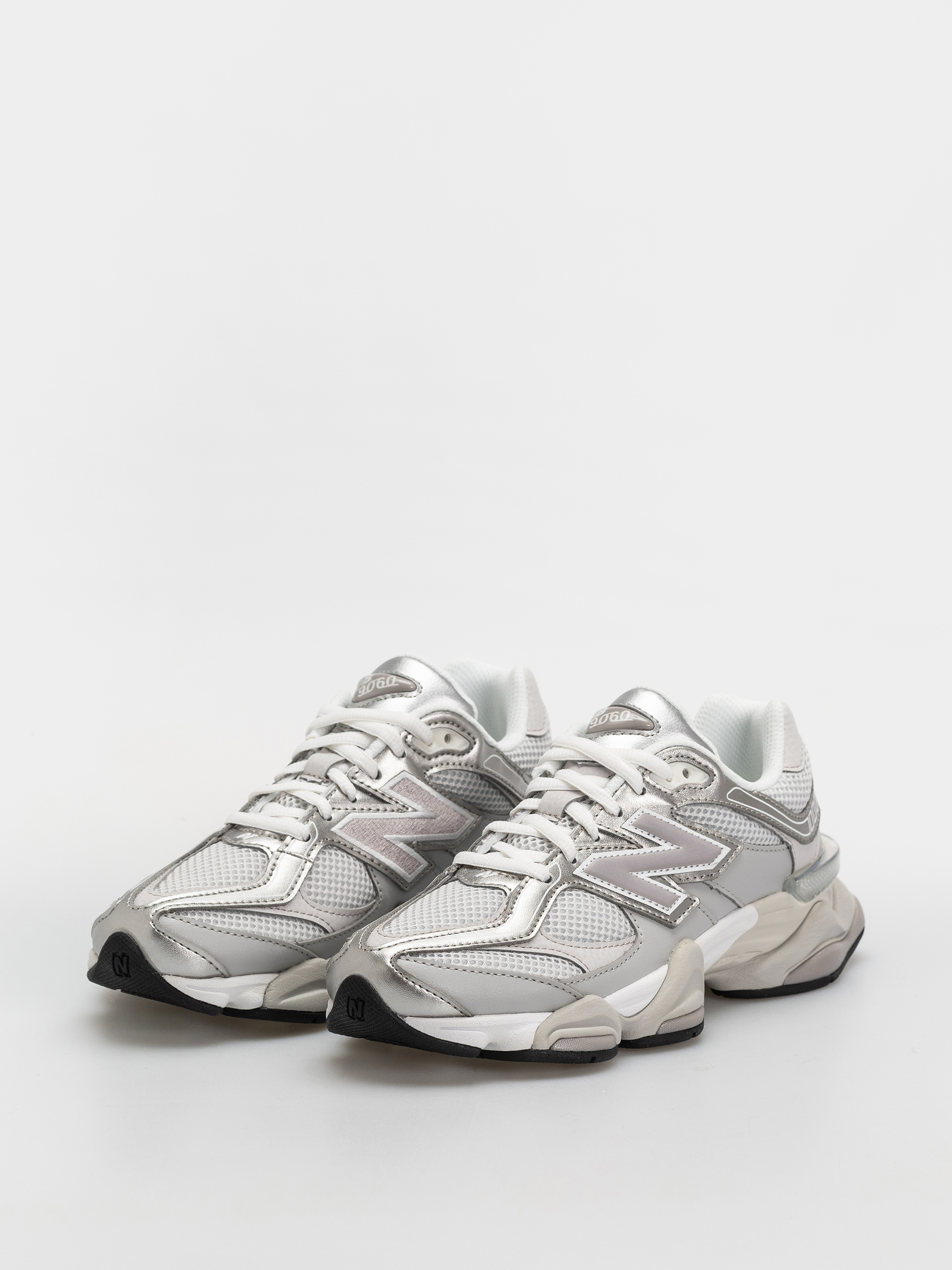 Buty New Balance 9060 (raincloud/truffle salt)