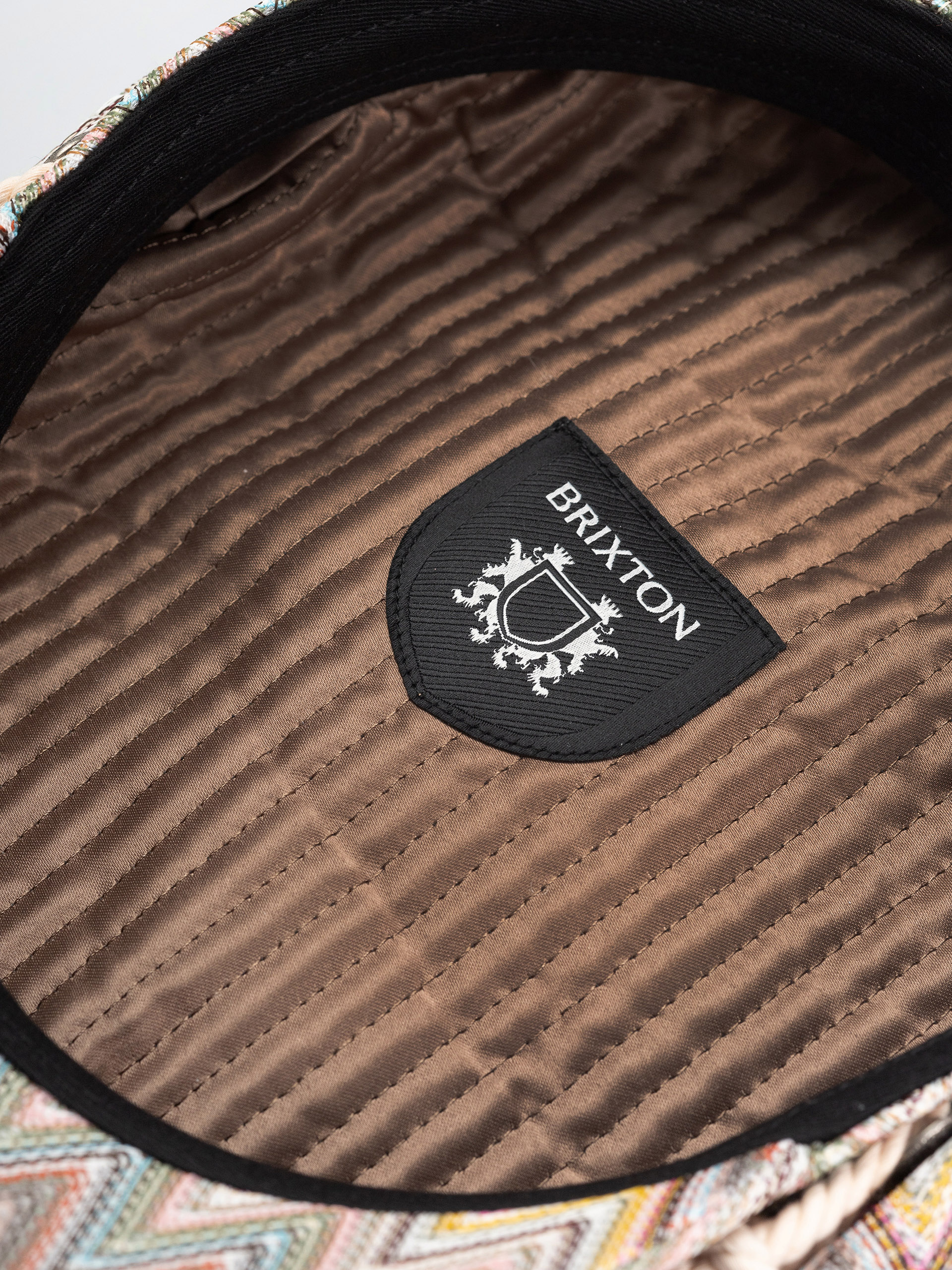 Kaszkiet Brixton Fiddler (multi color zigzag)