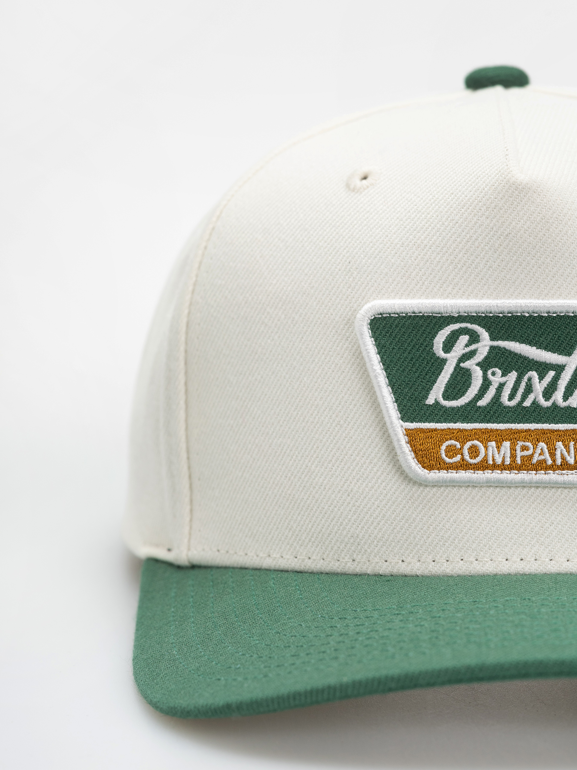 Czapka z daszkiem Brixton Linwood C Netplus Mp Snpk (off white/primal green)