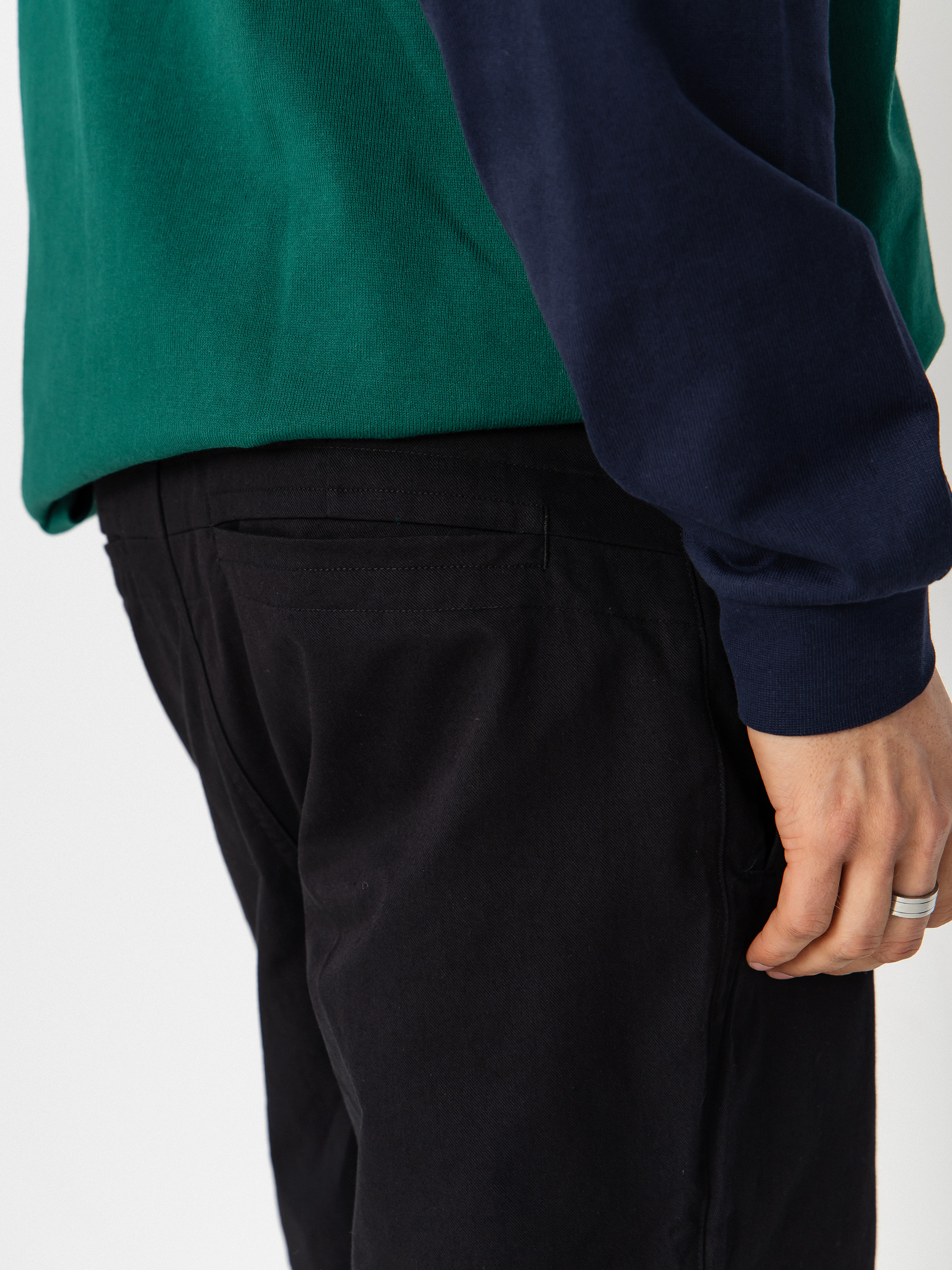 Spodnie adidas Skt Chino (black)