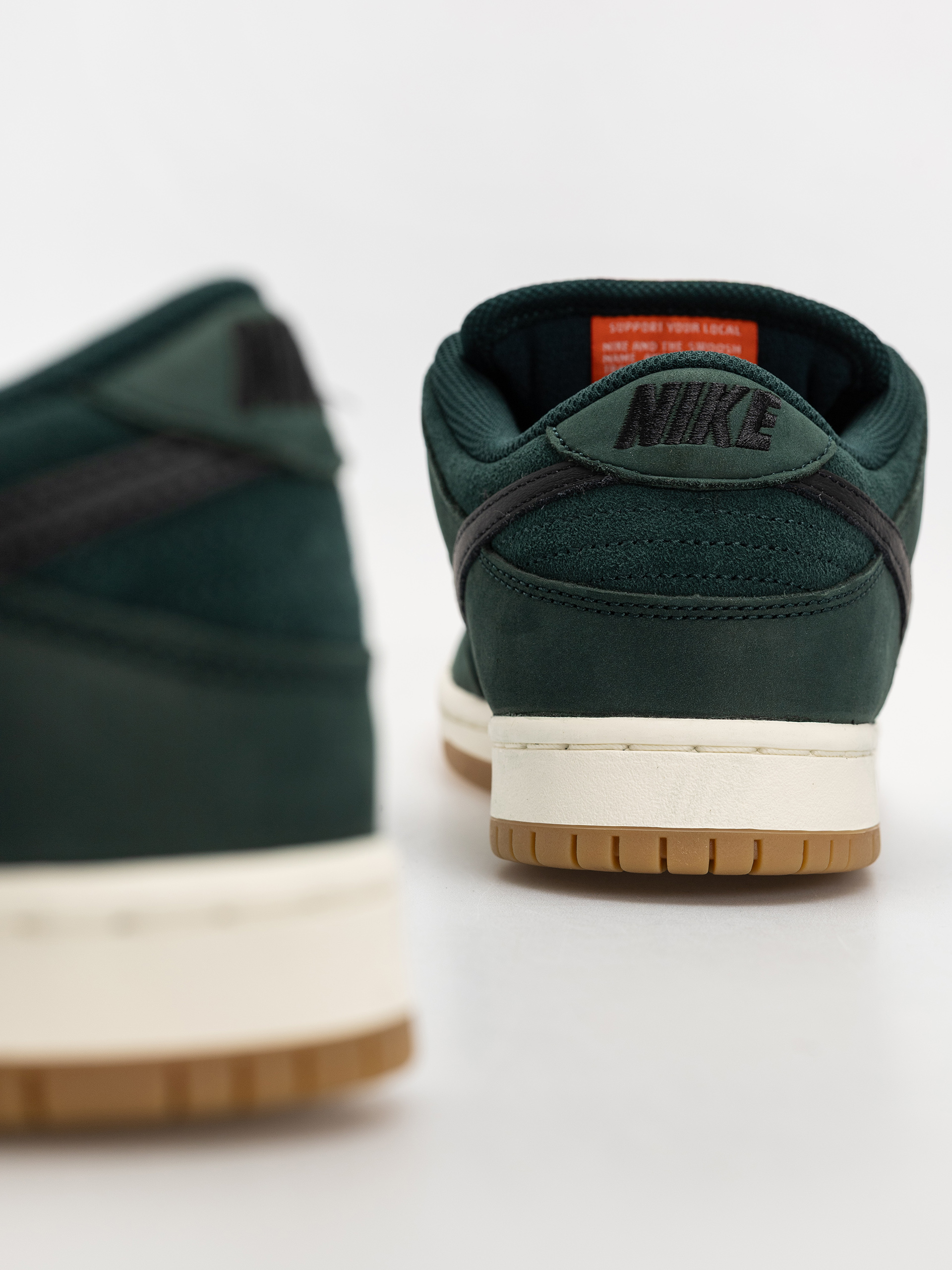 Buty Nike SB Dunk Low Pro (deep fir/black fir sail)
