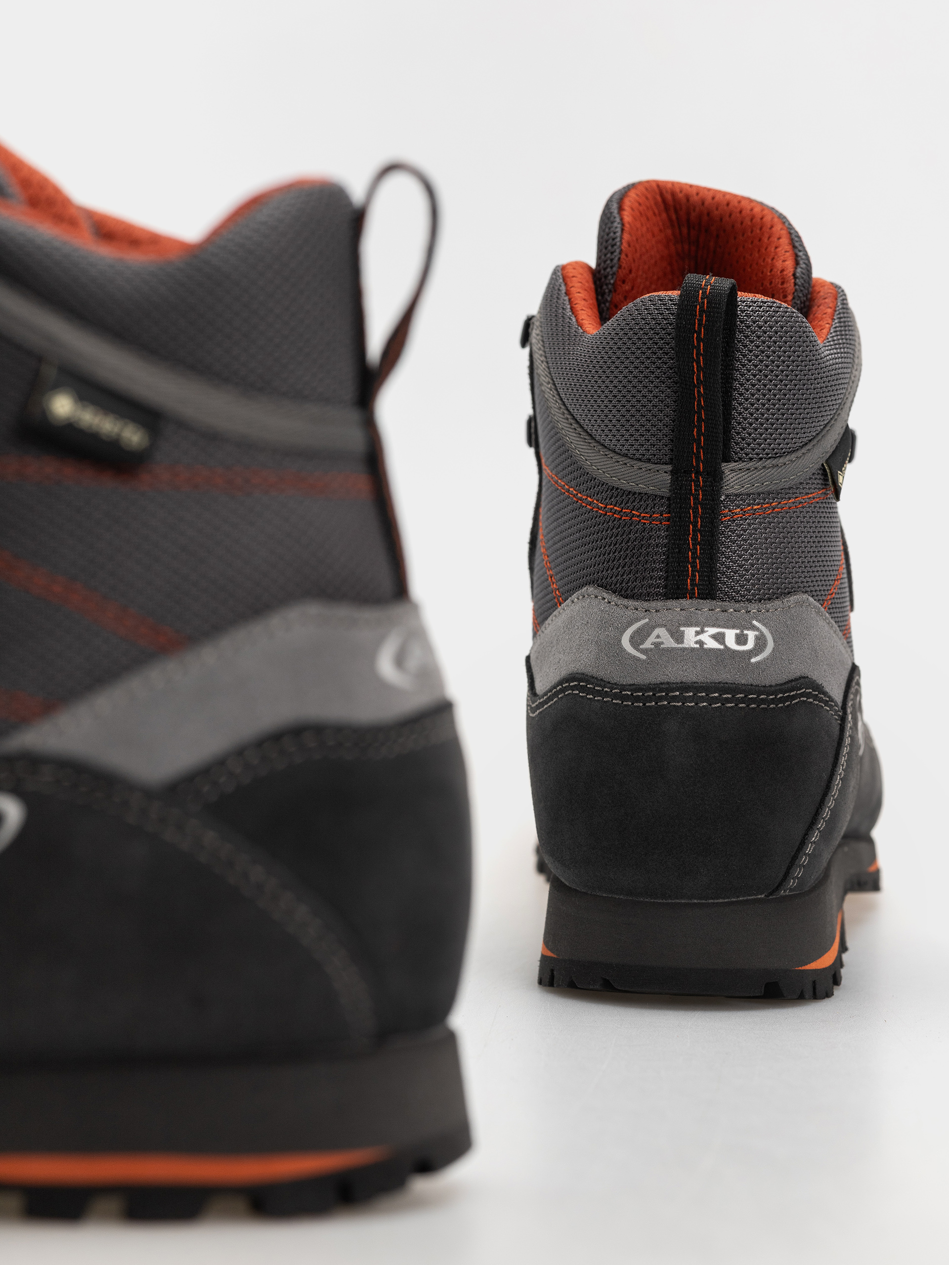 Buty AKU Trekker Lite III GTX (anthracite/rust)