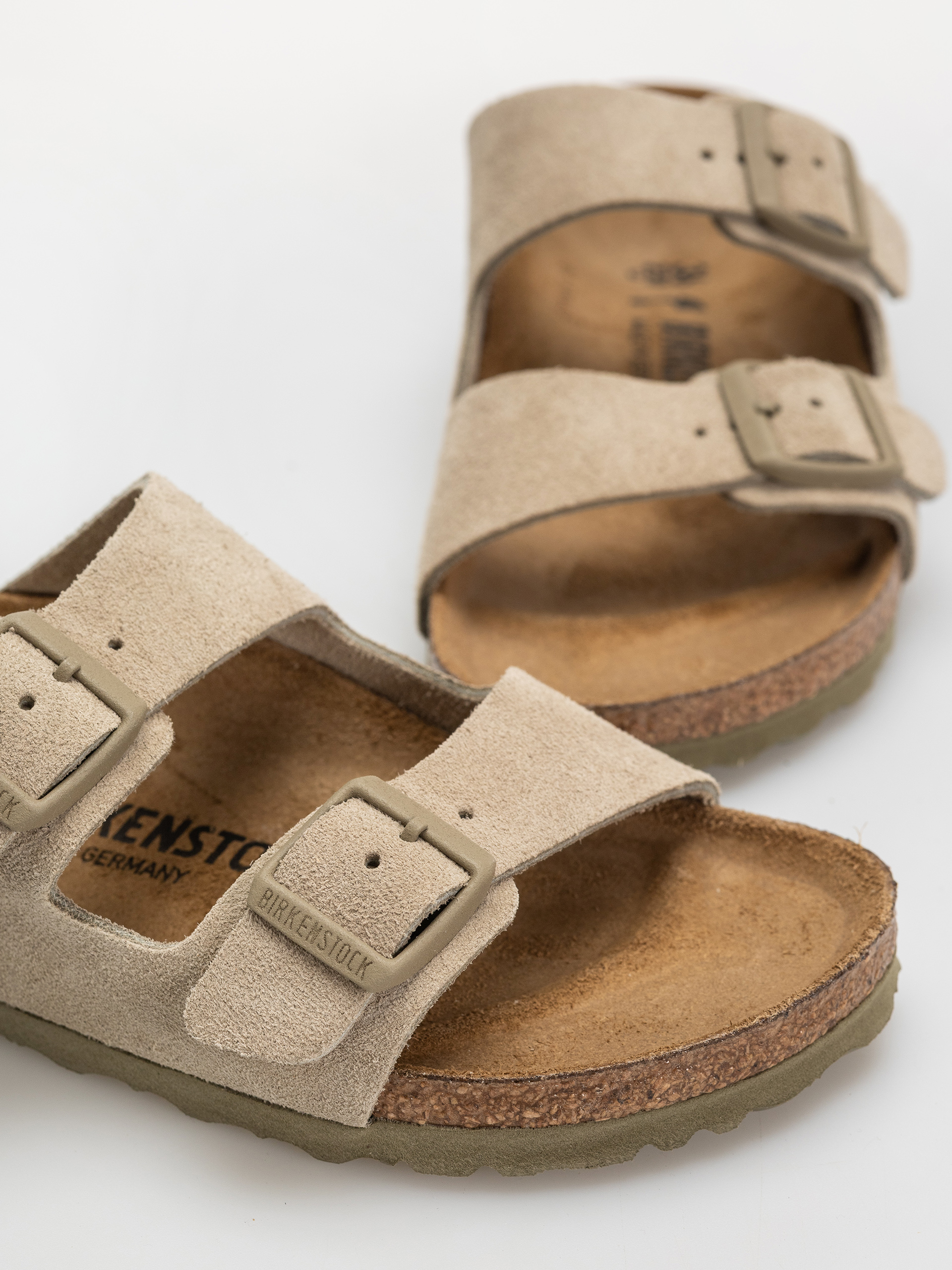 Klapki Birkenstock Arizona Suede Leather Narrow (faded khaki)