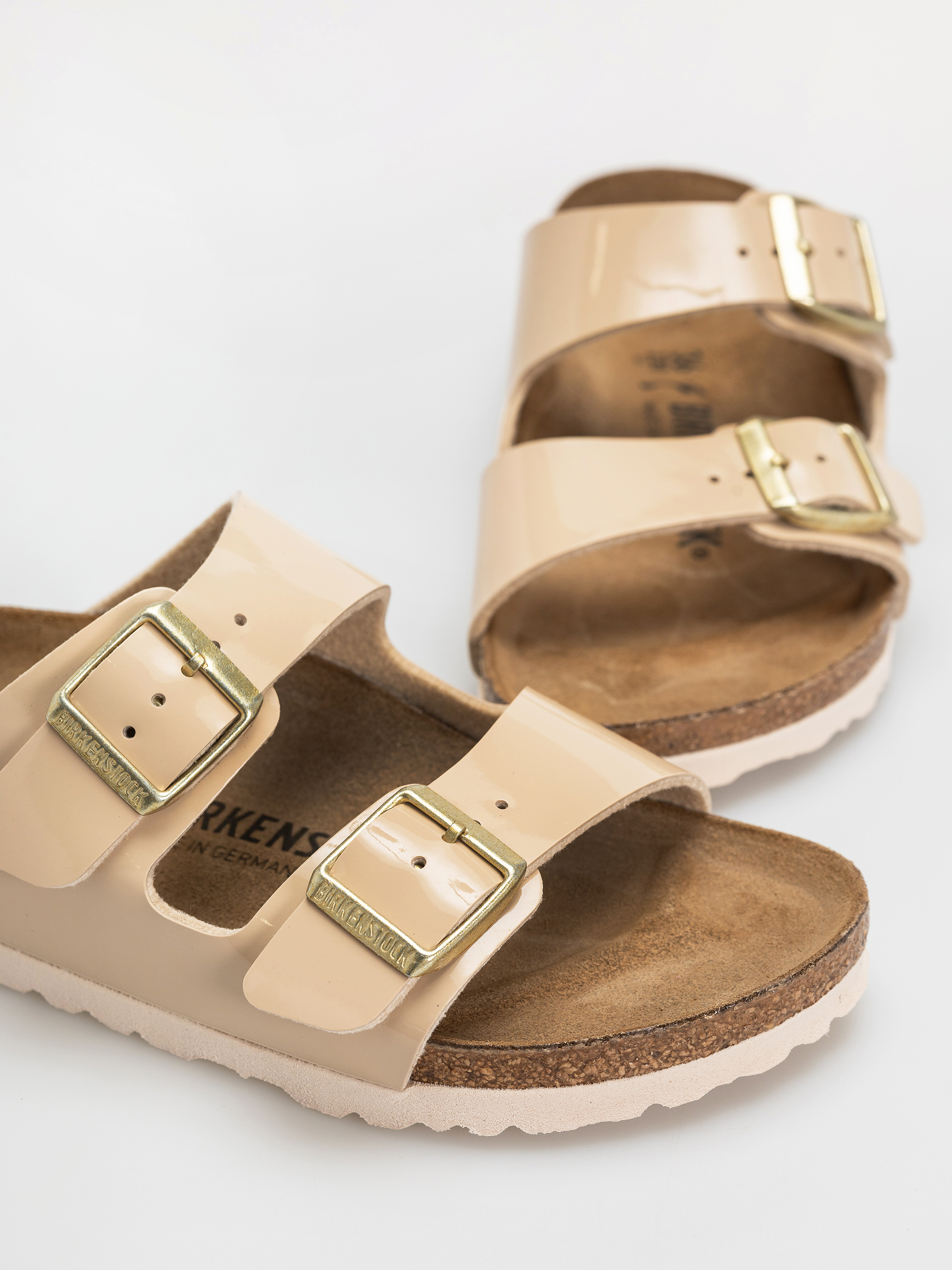 Klapki Birkenstock Arizona Birko Flor Patent Narrow Wmn (sand)