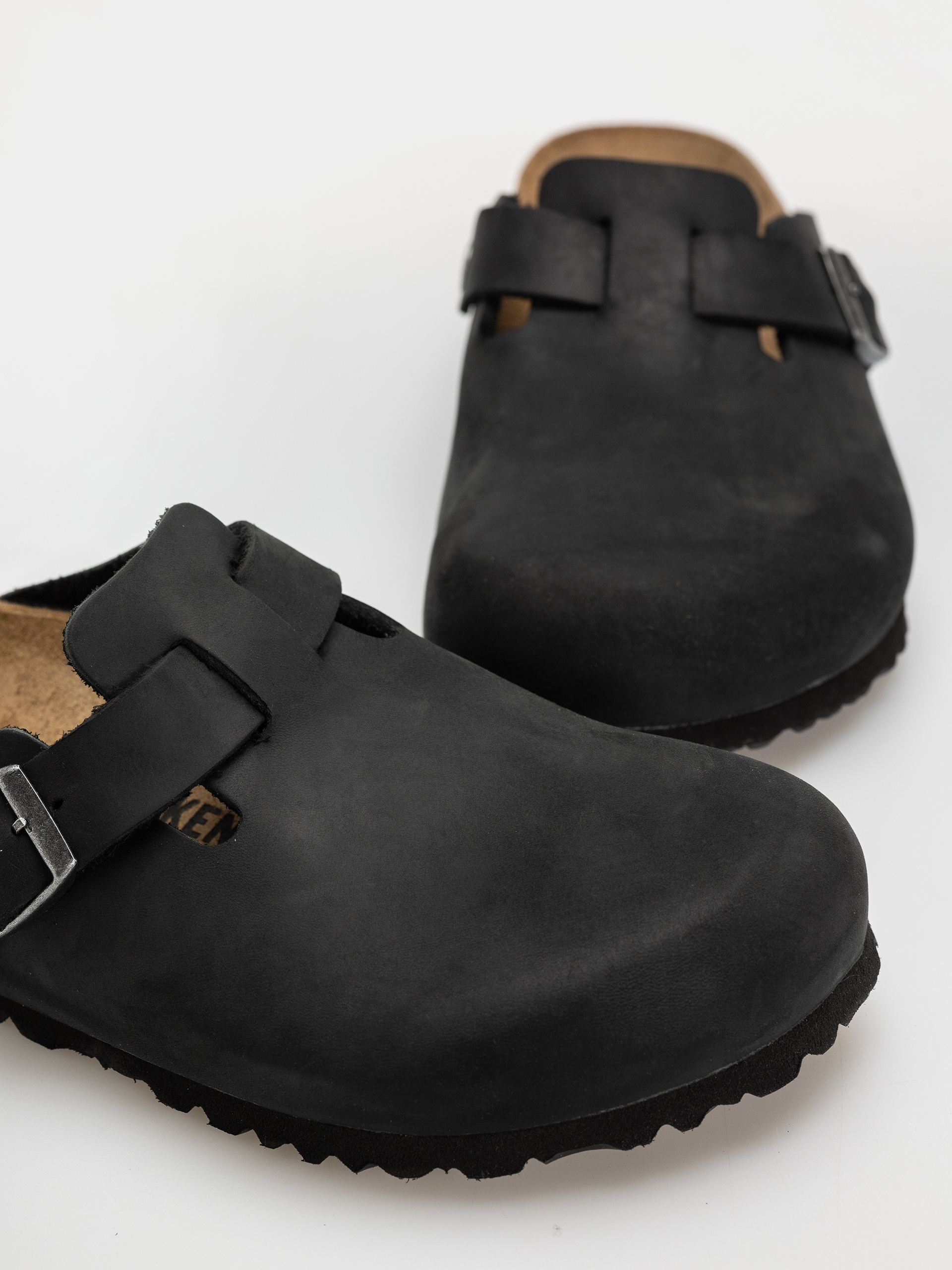 Klapki Birkenstock Boston Oiled Leather Regular (black)