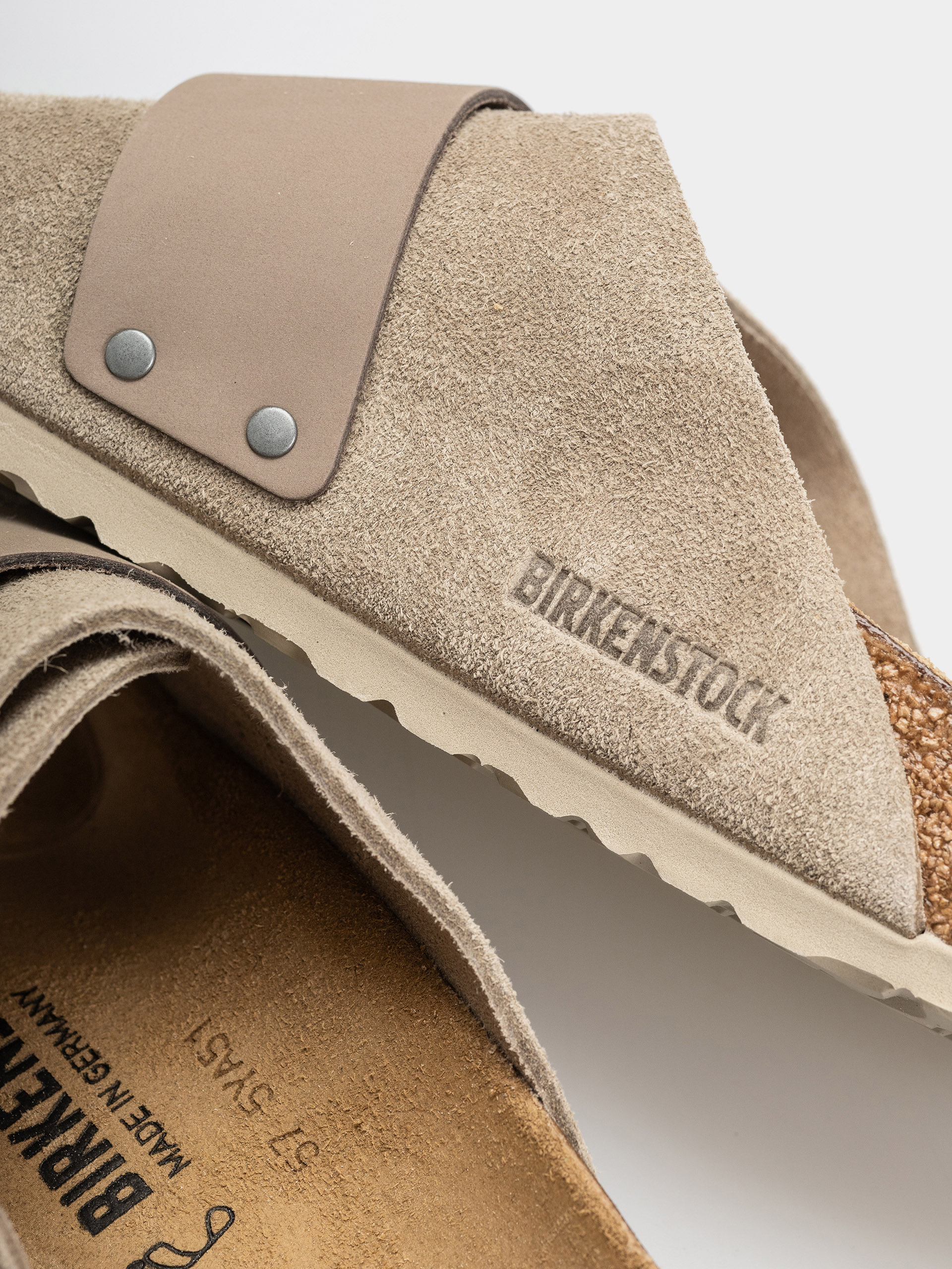 Klapki Birkenstock Kyoto Nubuck Suede Leather Regular (taupe)