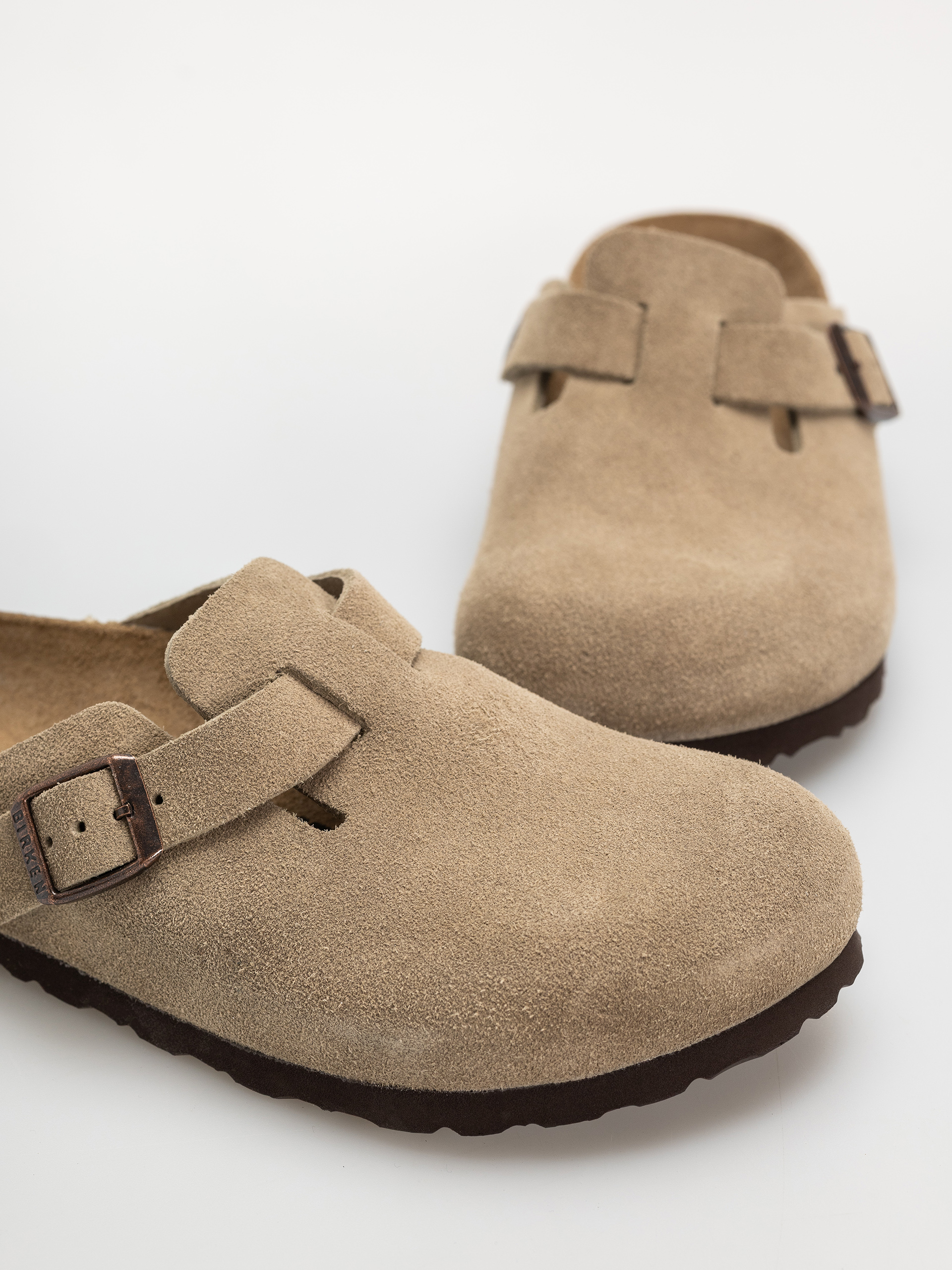 Klapki Birkenstock Boston Suede Leather Narrow Wmn (taupe)