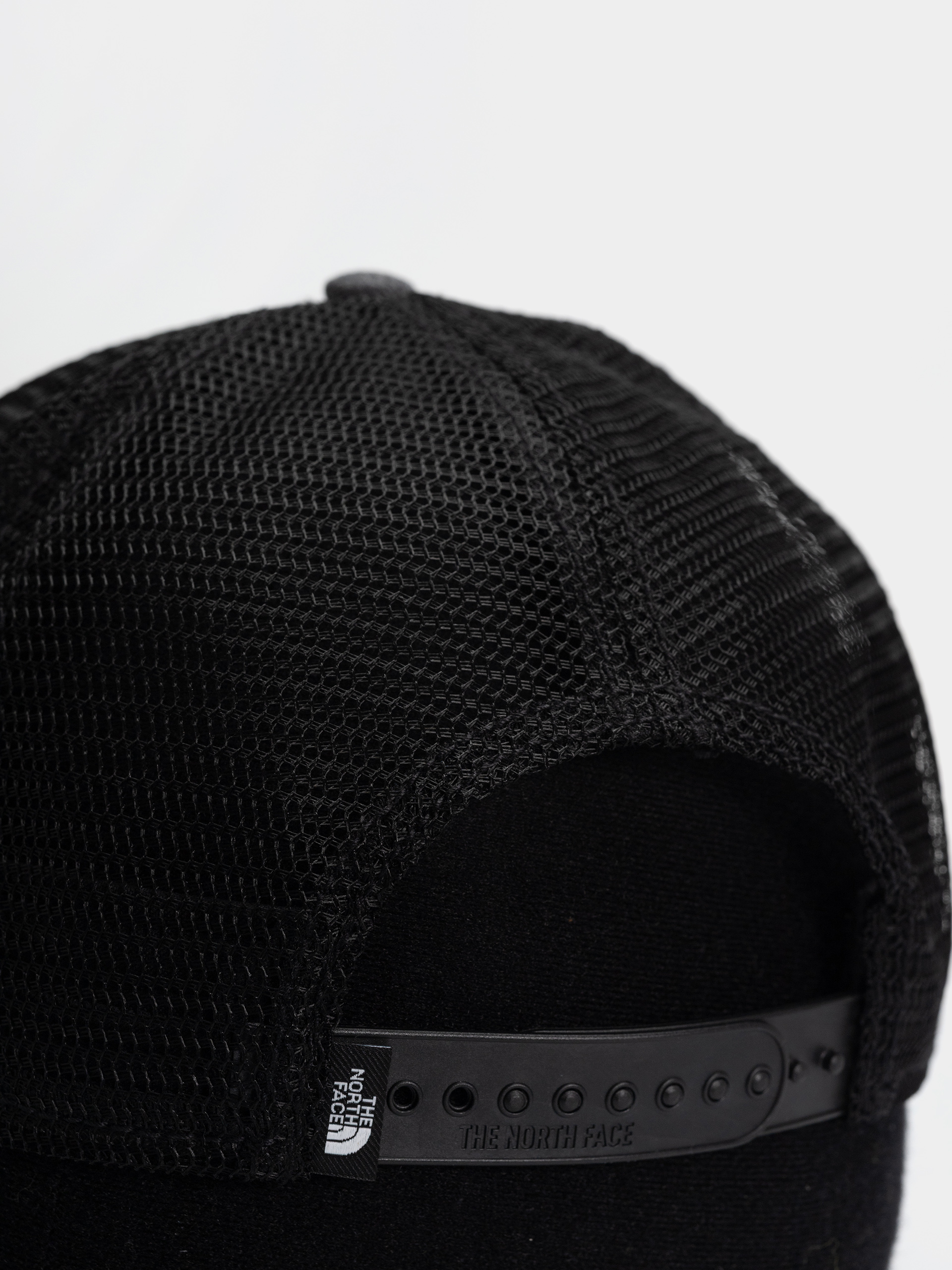 Czapka z daszkiem The North Face Mudder Trucker (tnfb/tnfmdgyhtr)