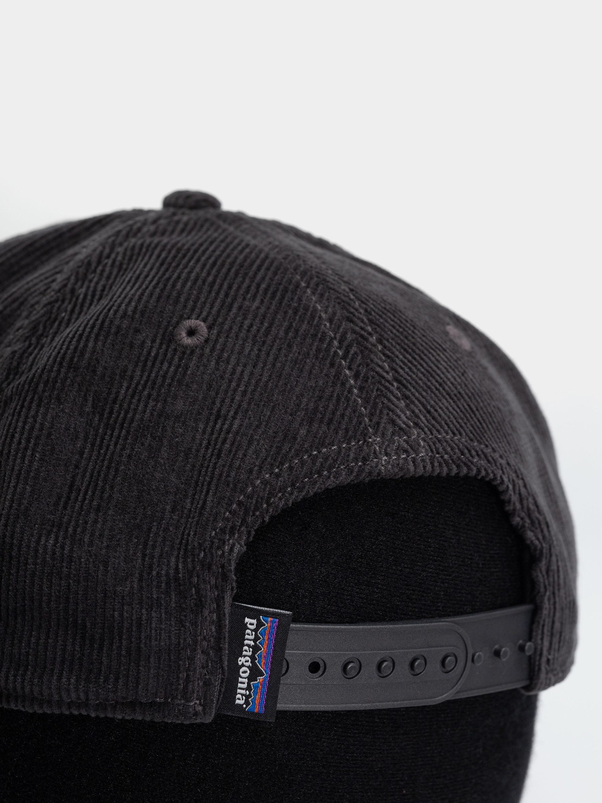 Czapka z daszkiem Patagonia Corduroy (95 oval logo/ink black)