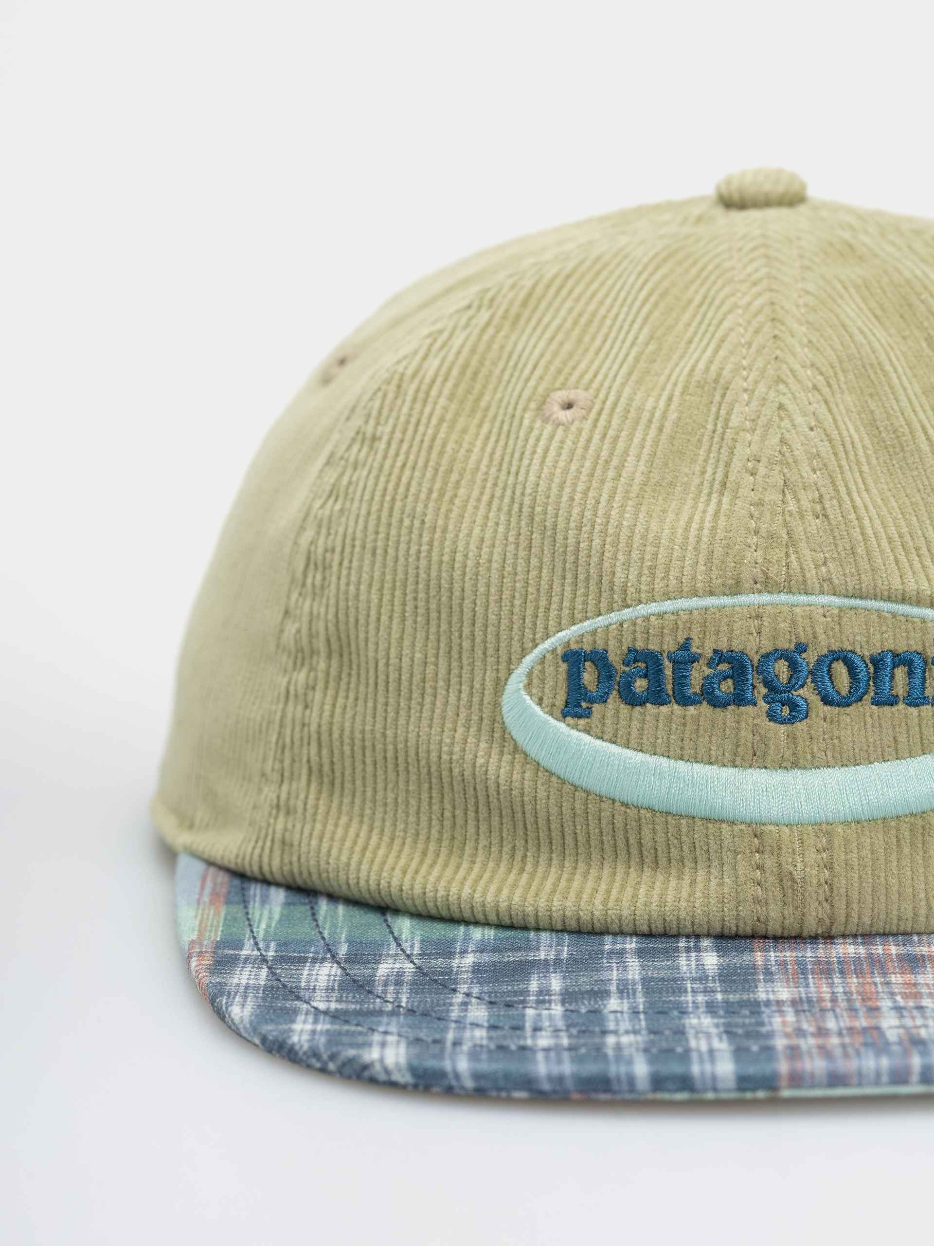 Czapka z daszkiem Patagonia Corduroy (95 oval logo/gumtree green)