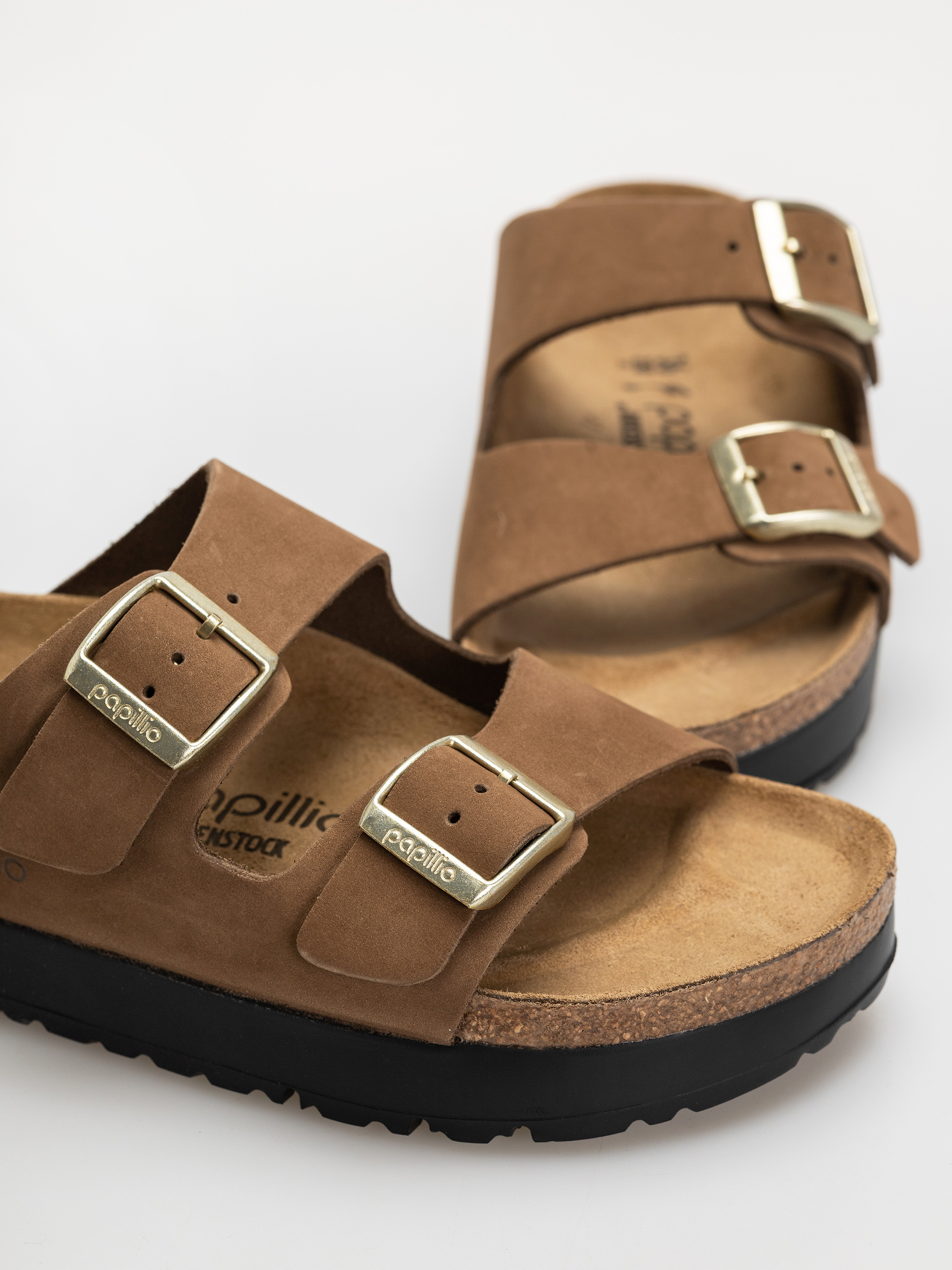 Klapki Birkenstock Arizona Flex Platform Nubuck Leather Narrow Wmn (dark tea)