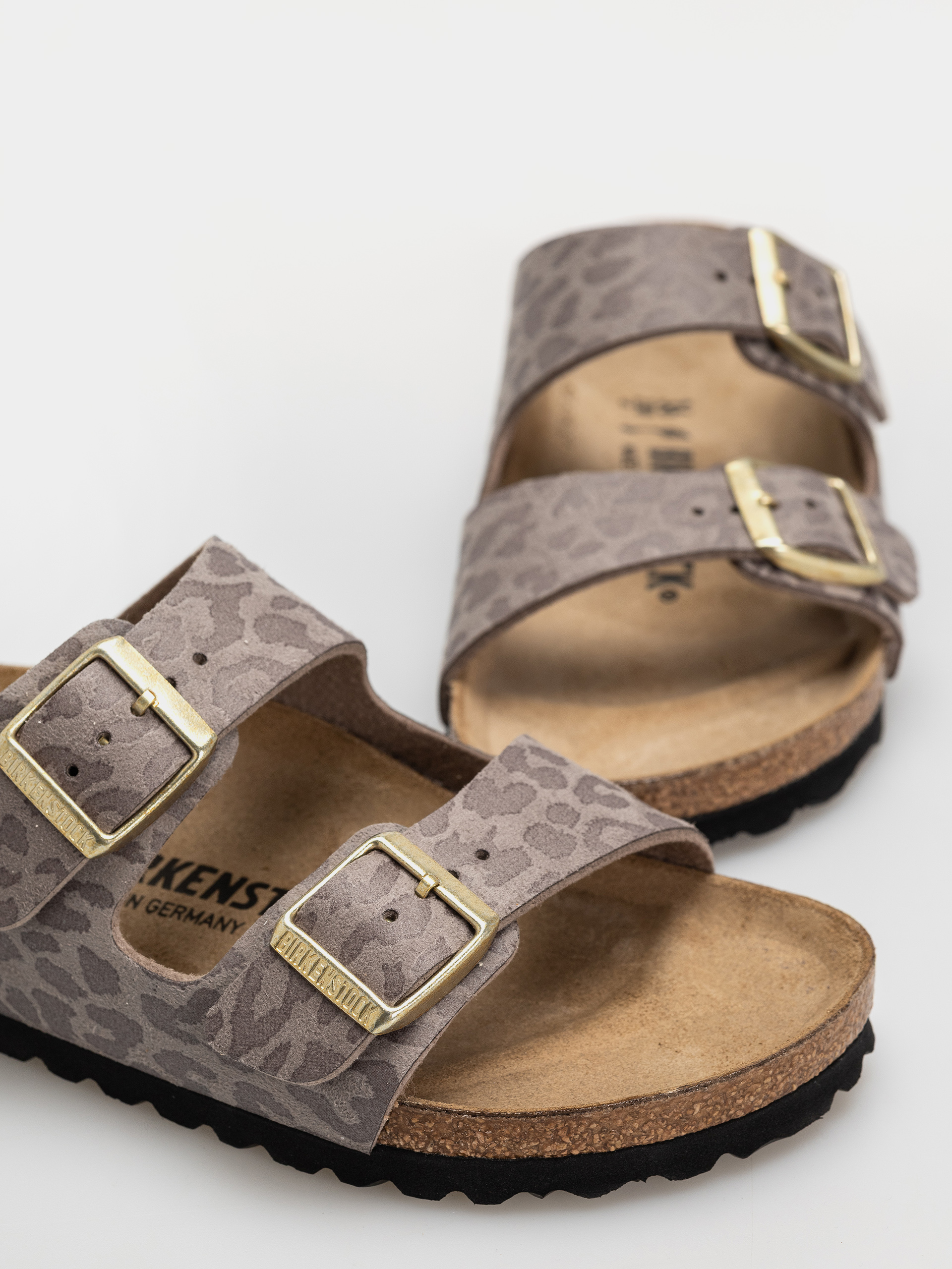 Klapki Birkenstock Arizona Synthetics Narrow Wmn (syn leo grey taupe)