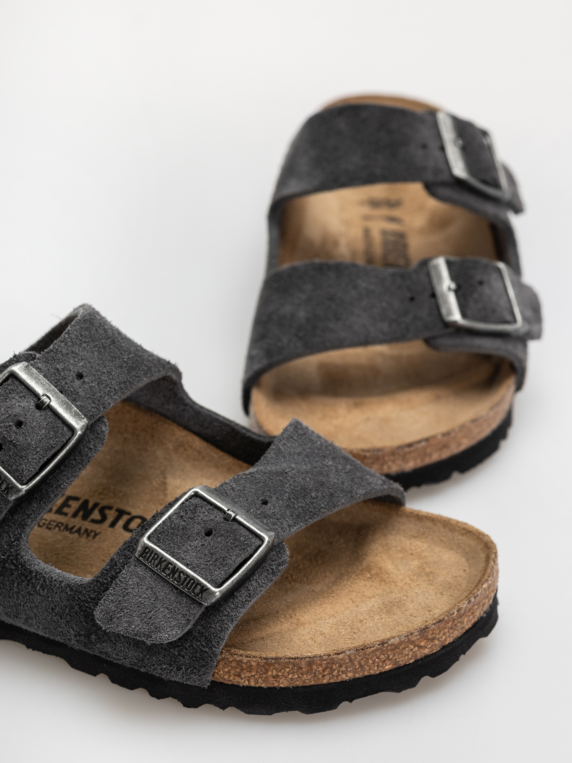 Klapki Birkenstock Arizona Suede Leather Narrow (charcoal)