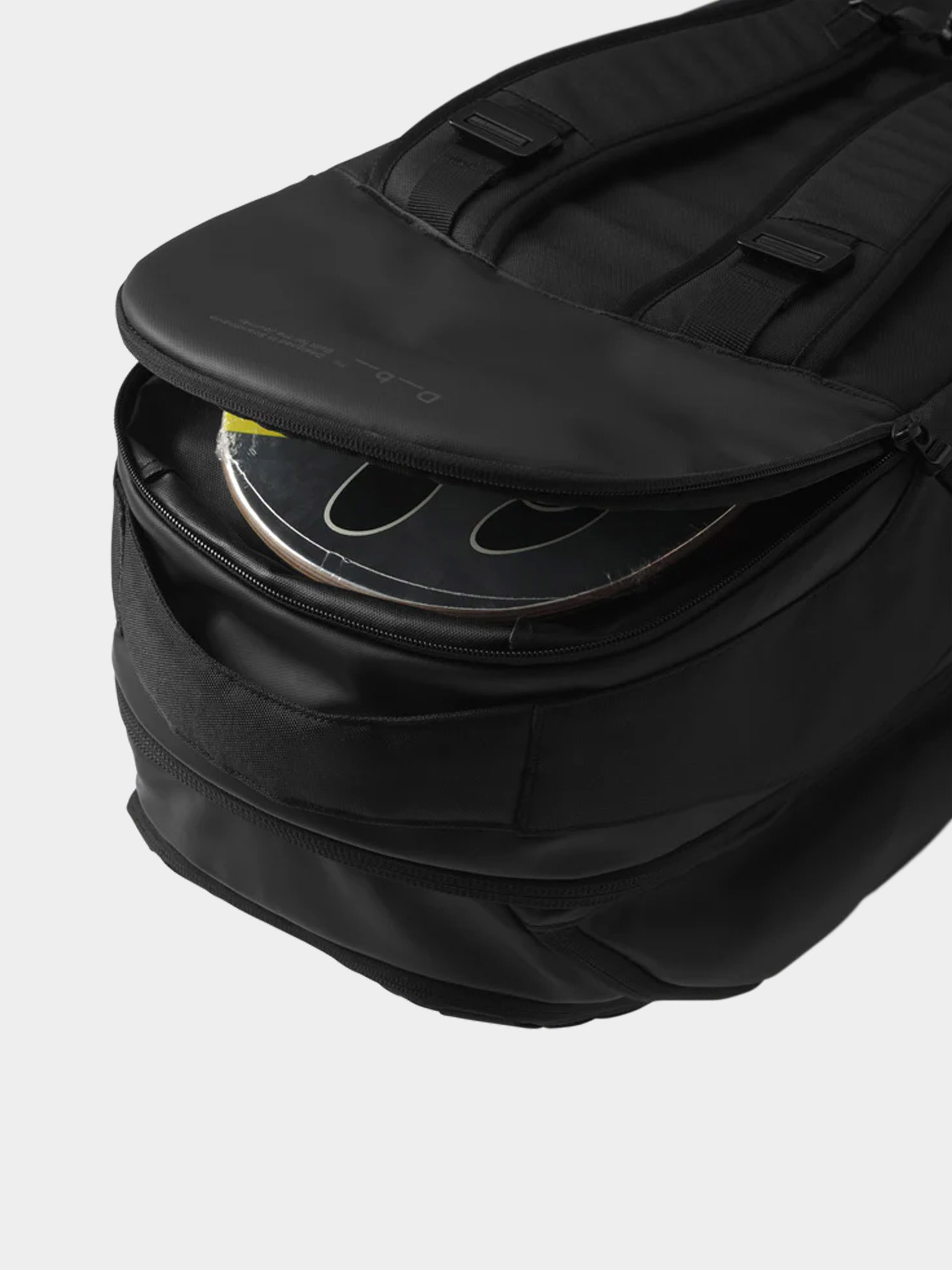 Plecak Db Skateboarding Pro Travel Pack 65L (black out)