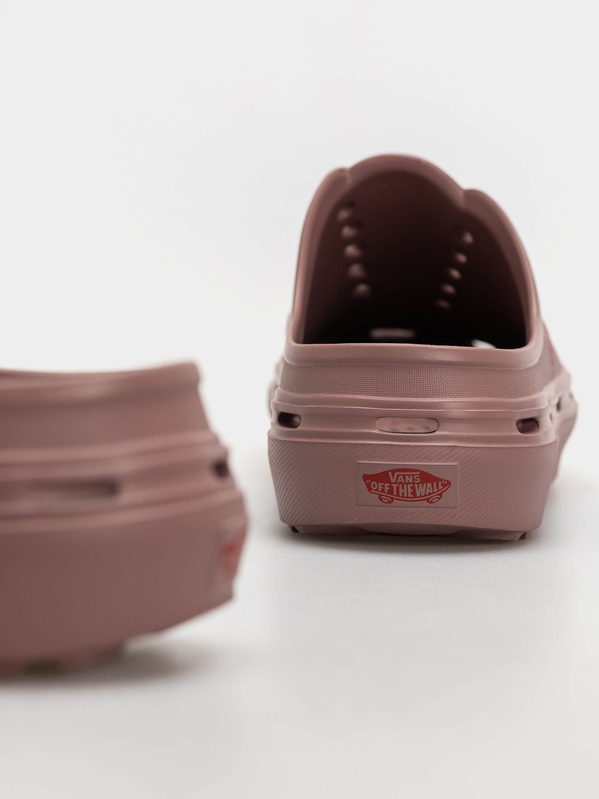 Buty Vans Authentic Mule Wmn (dusky rose)