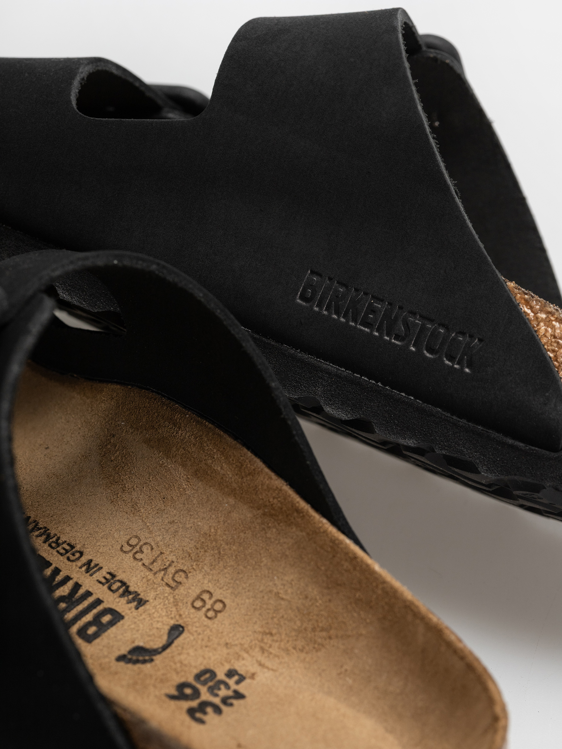 Klapki Birkenstock Arizona Wire Buckle Nubuck Leather Narrow (black)
