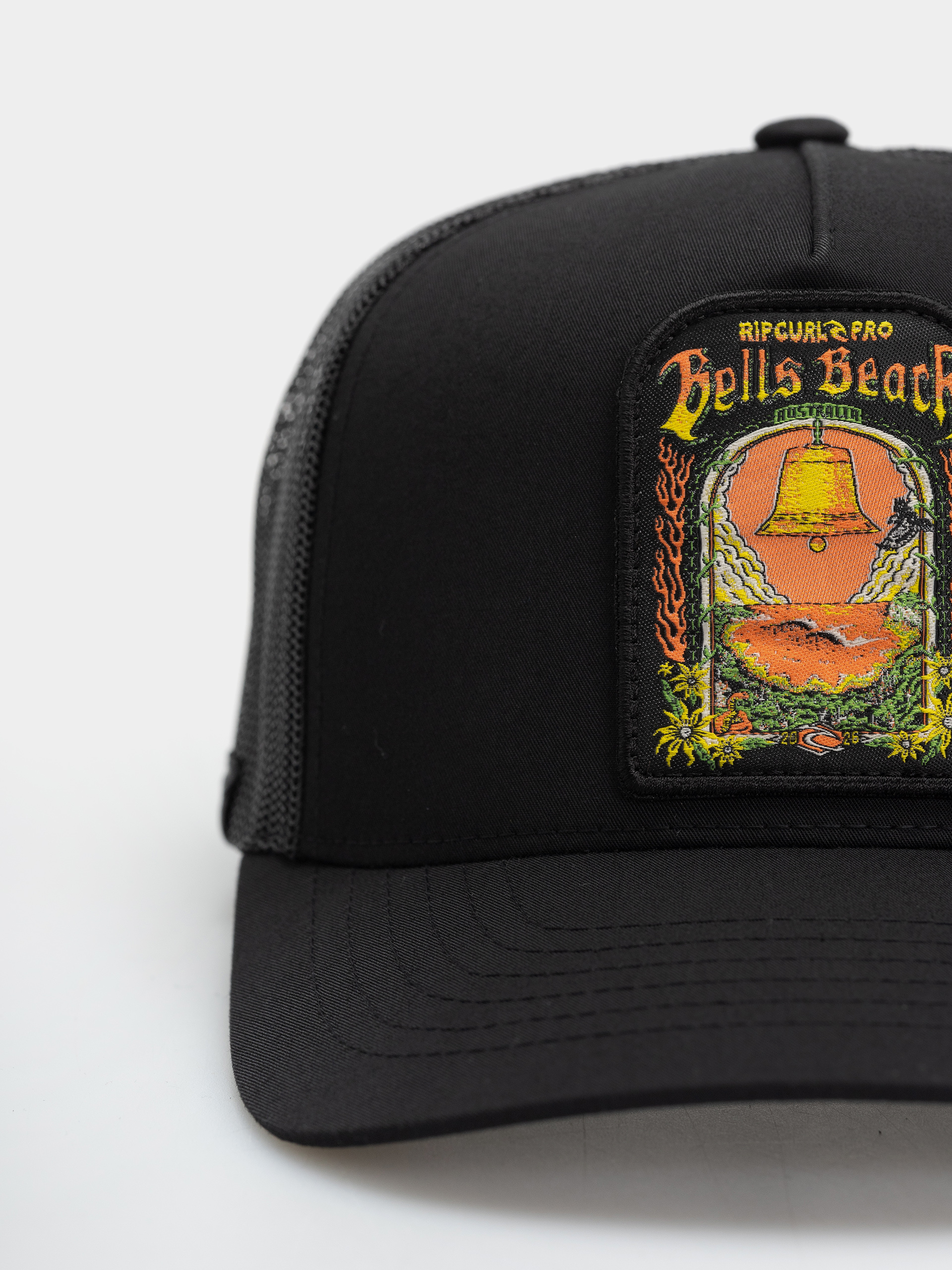 Czapka z daszkiem Rip Curl Bells Pro 26 Trucker (washed black)