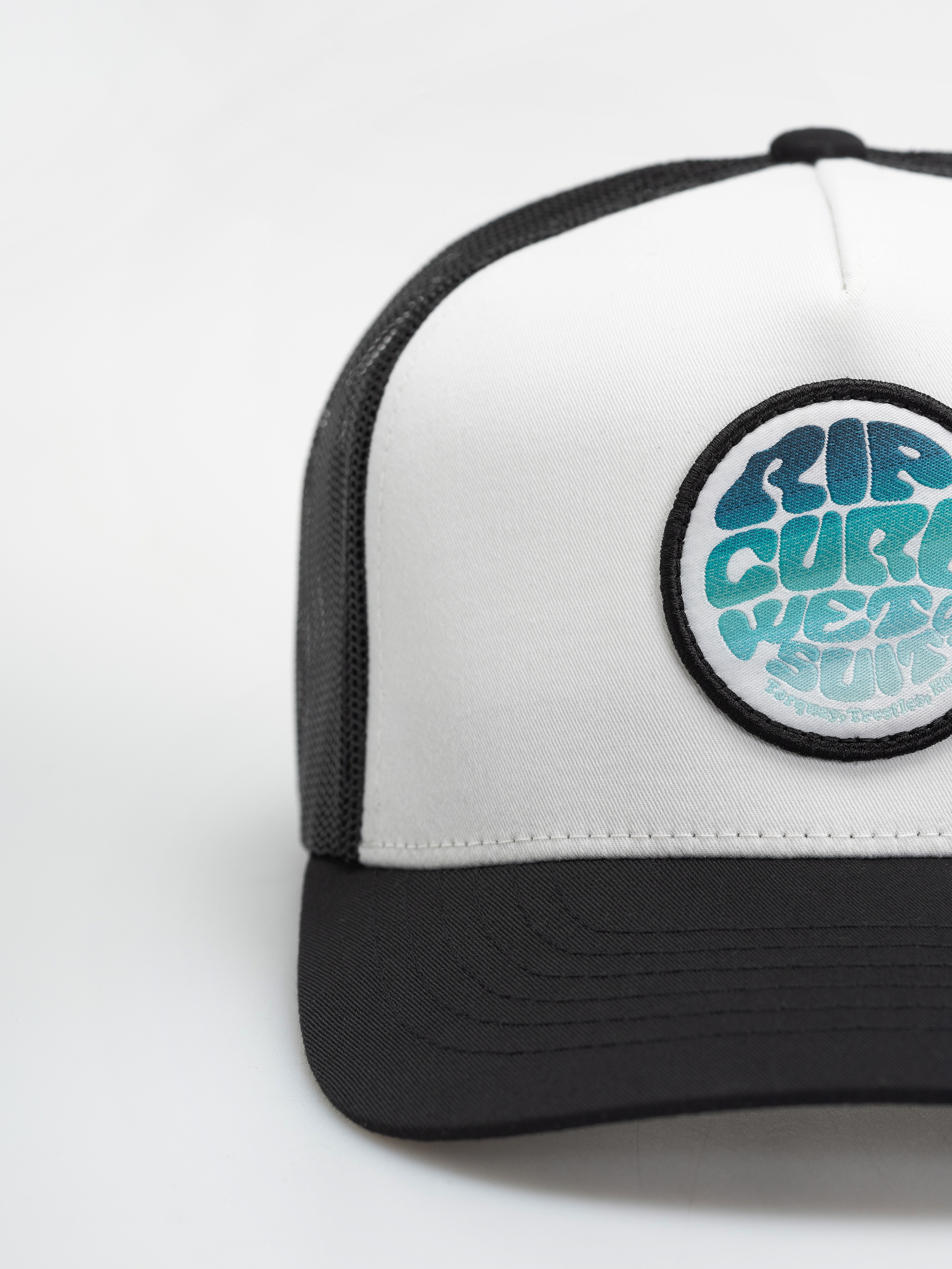 Czapka z daszkiem Rip Curl Wetsuit Icon Trucker (black/white)