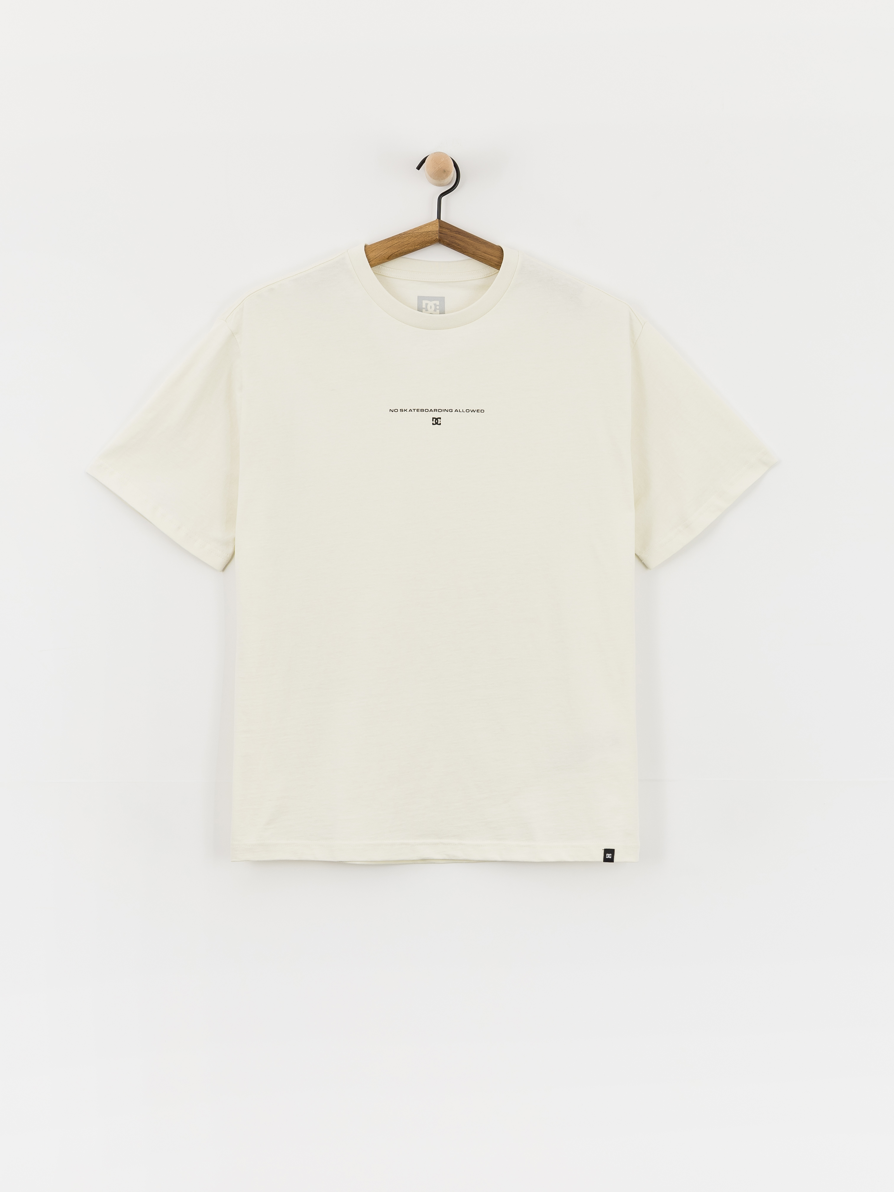 T-shirt DC No Skateboard Allowed (lily white)