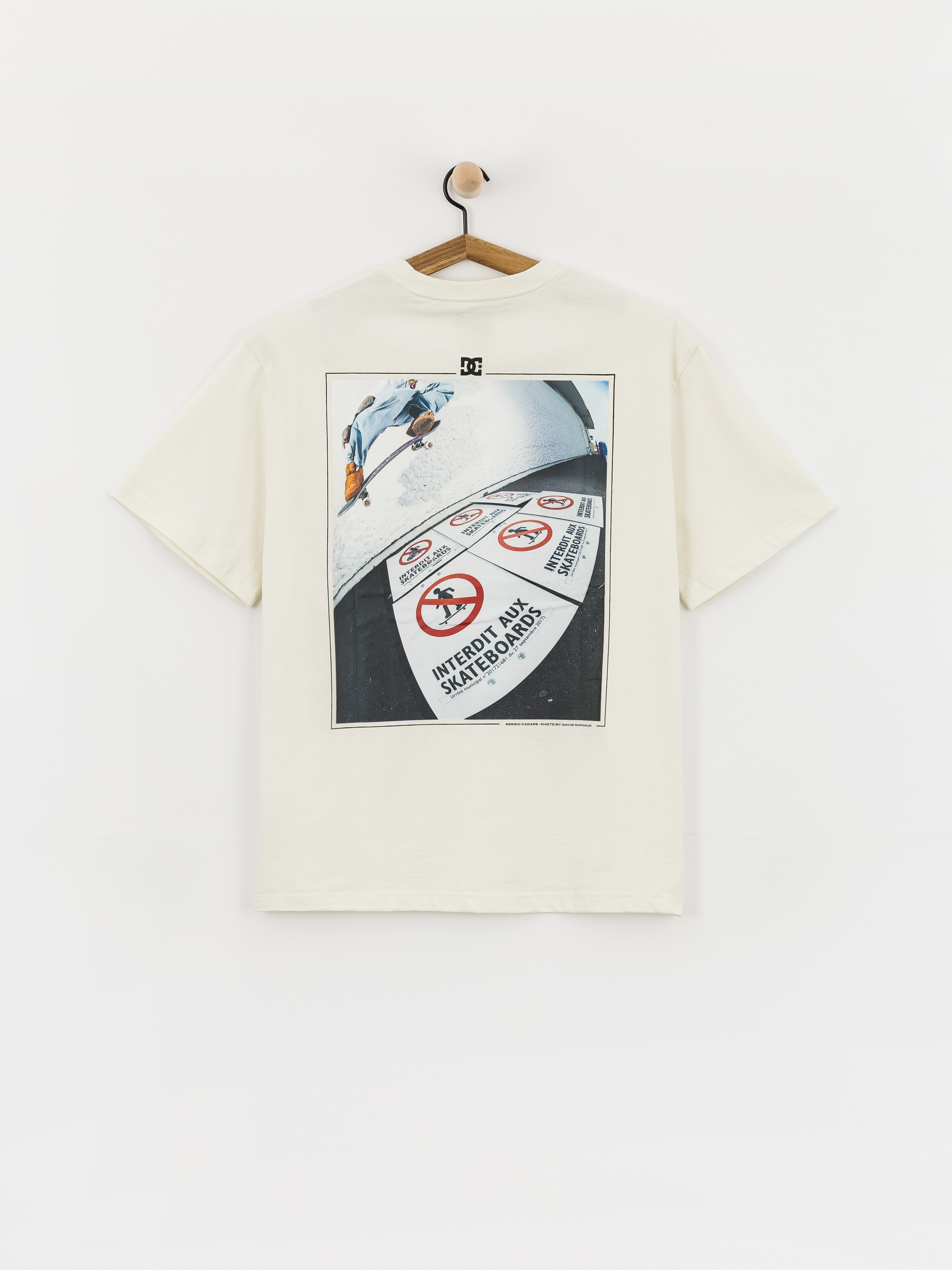 T-shirt DC No Skateboard Allowed (lily white)