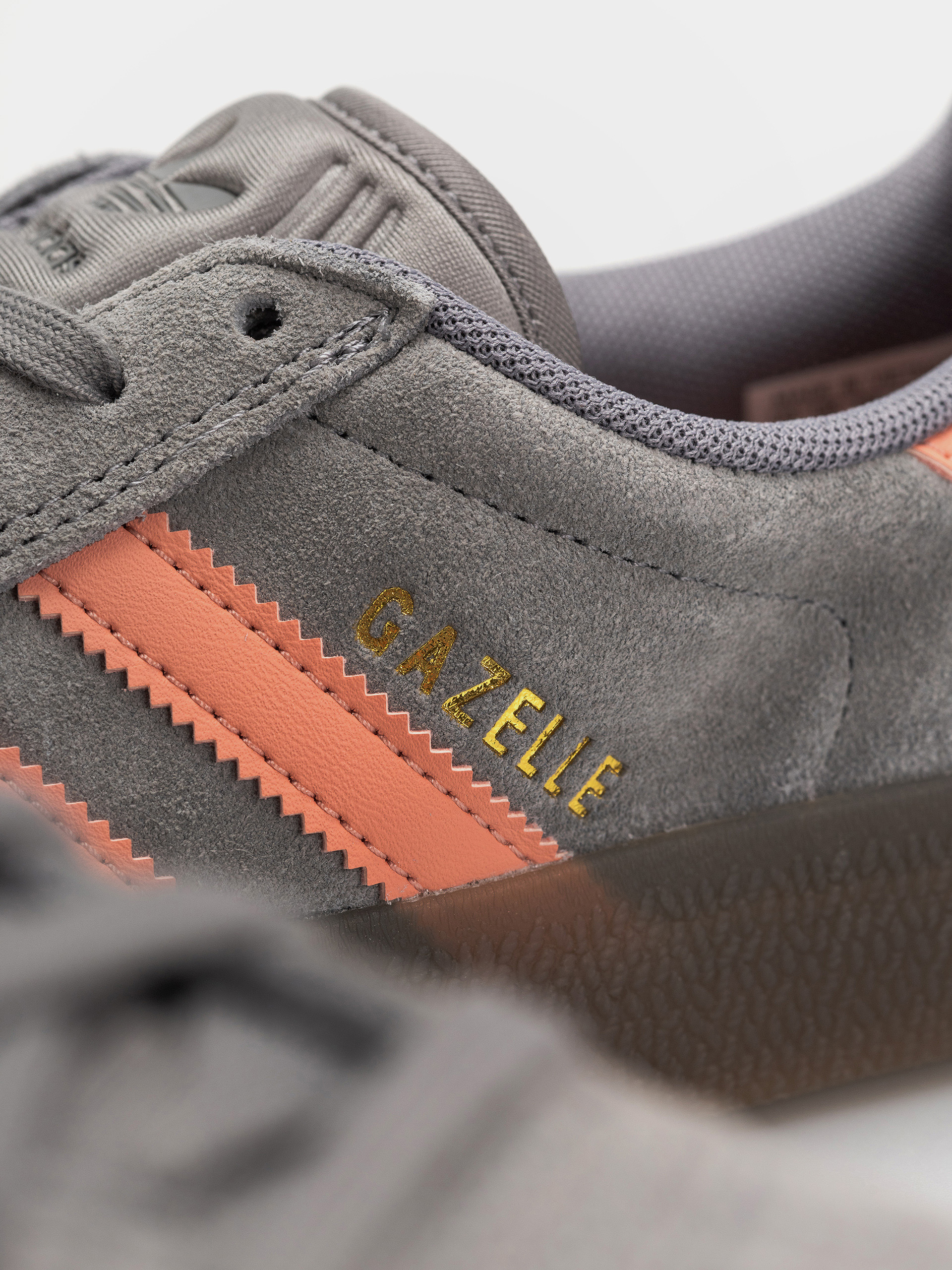 Buty adidas Gazelle Adv (grethr/woncla/gum5)