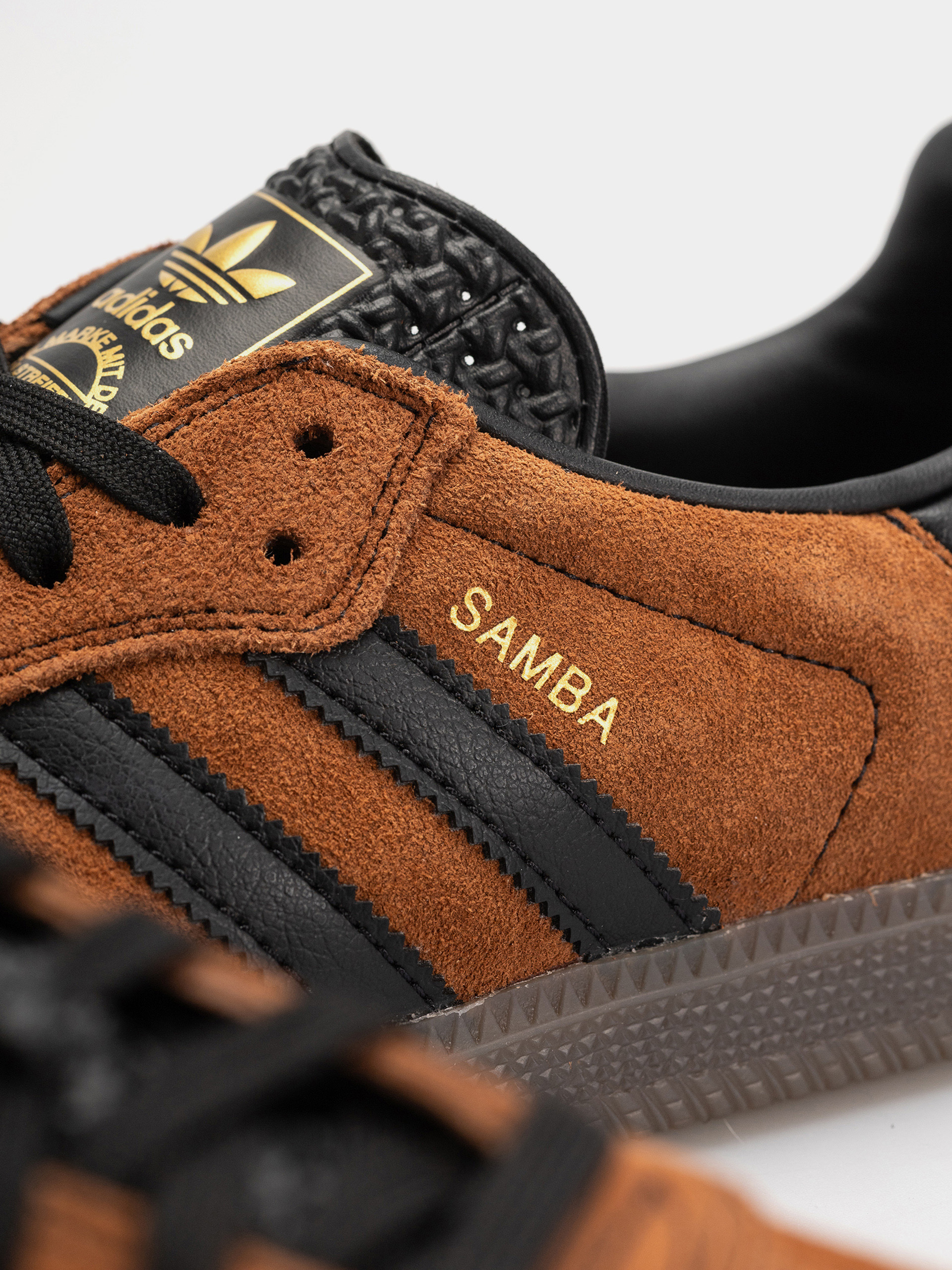 Buty adidas Samba Adv (cblack/gum5)