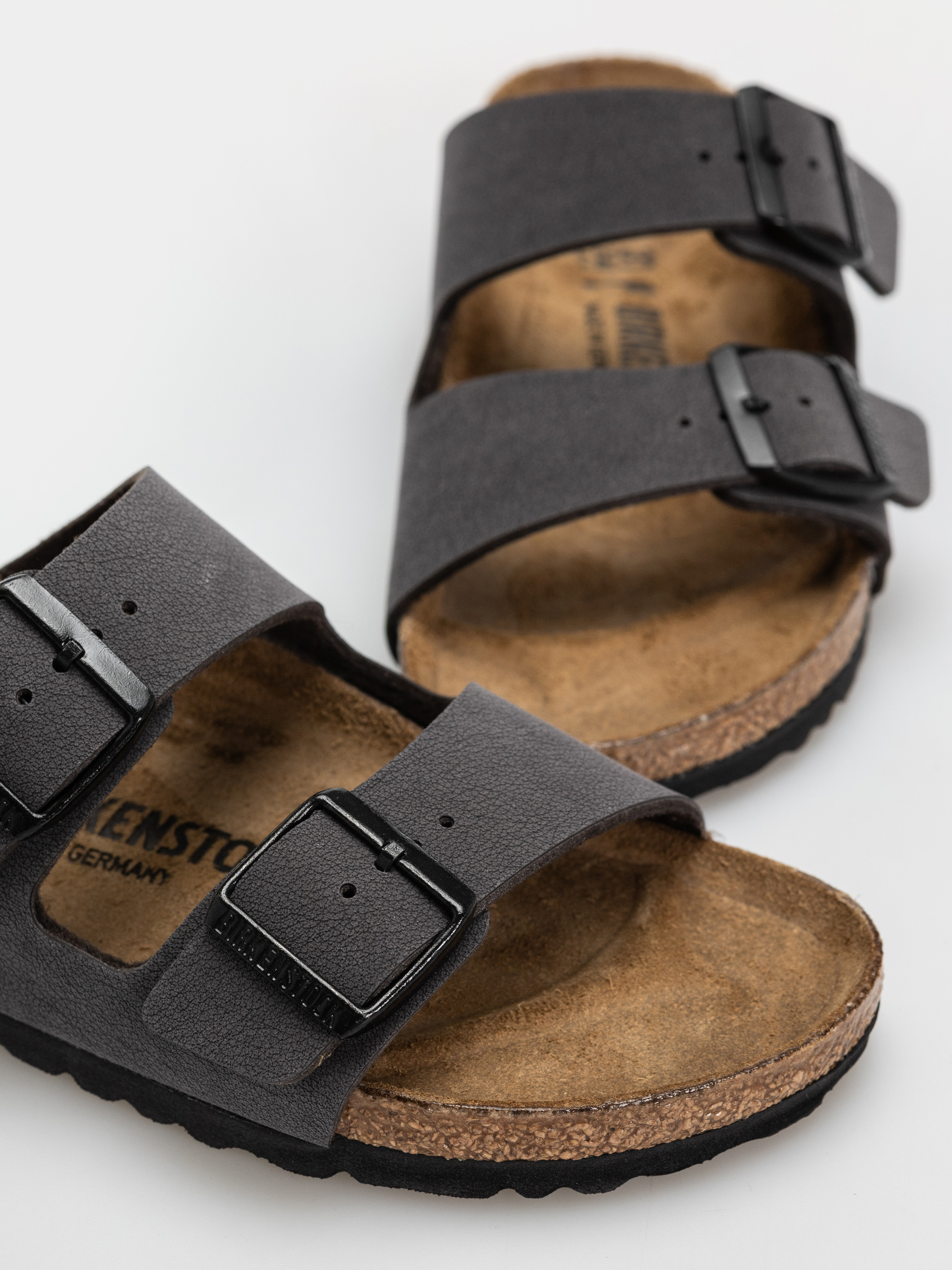 Klapki Birkenstock Arizona Birkibuc Narrow (velvet gray/black)