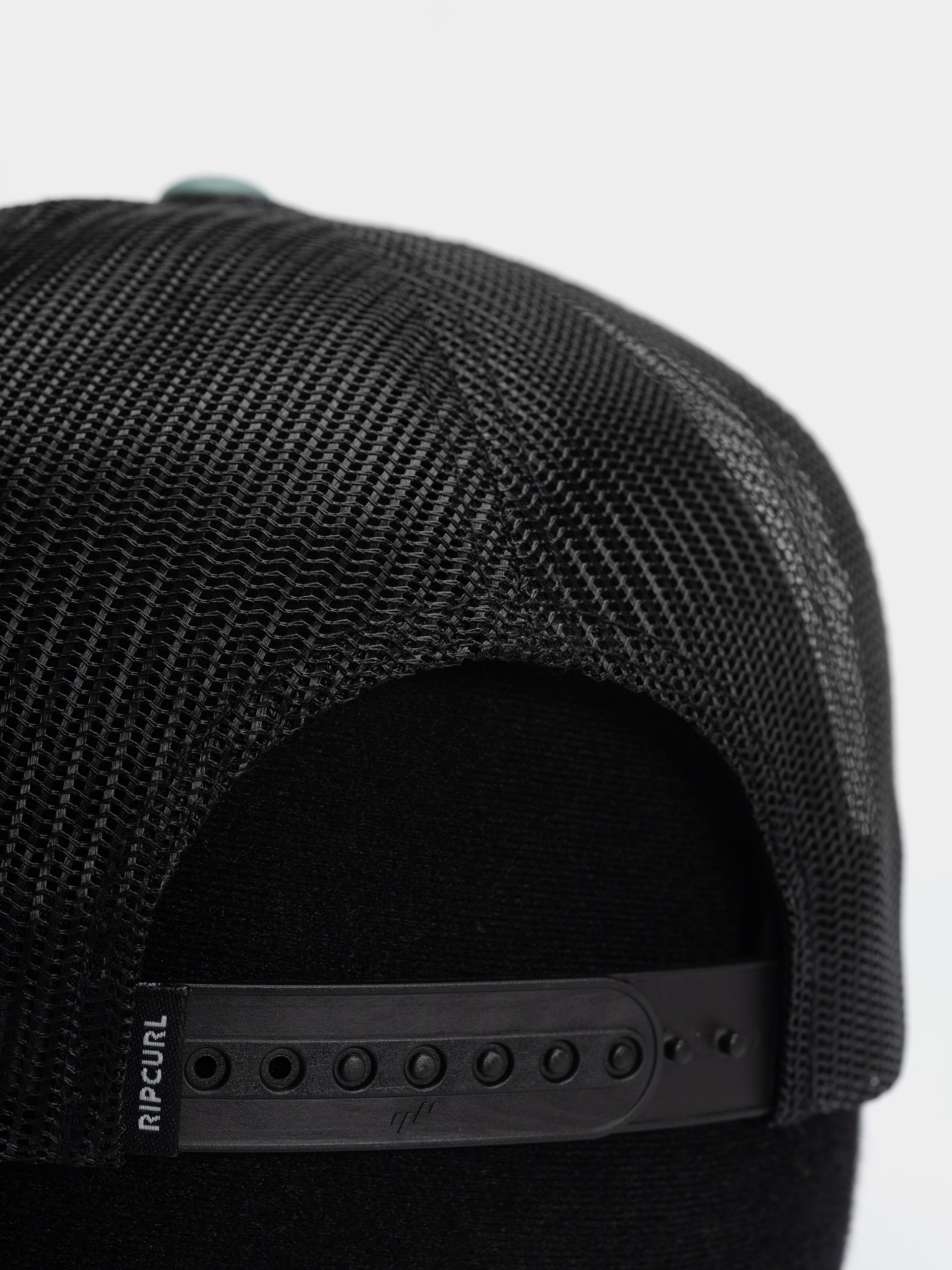 Czapka z daszkiem Rip Curl Custom Curve Trucker (bone/aloe)