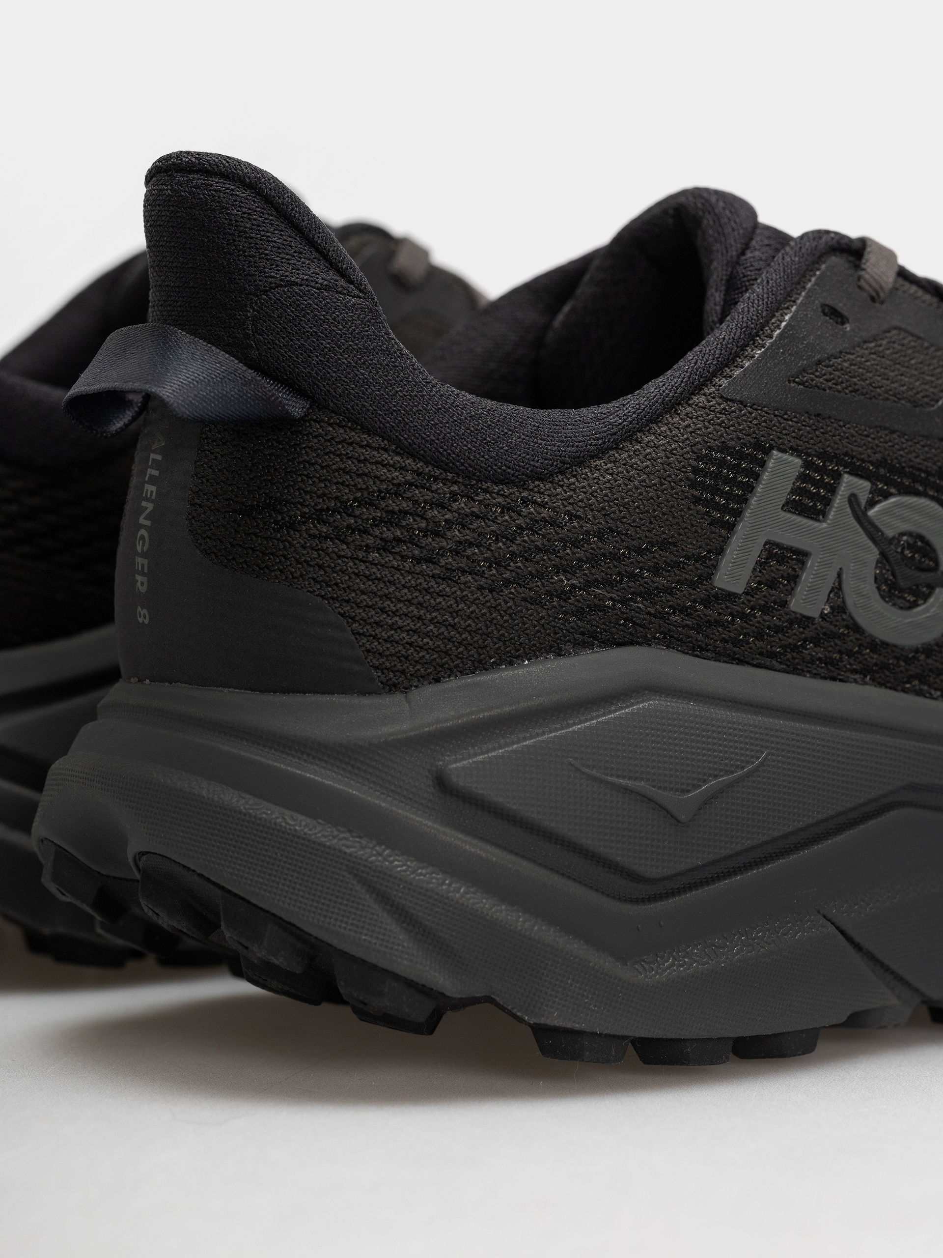 Buty Hoka Challenger 8 (black/outer orbit)