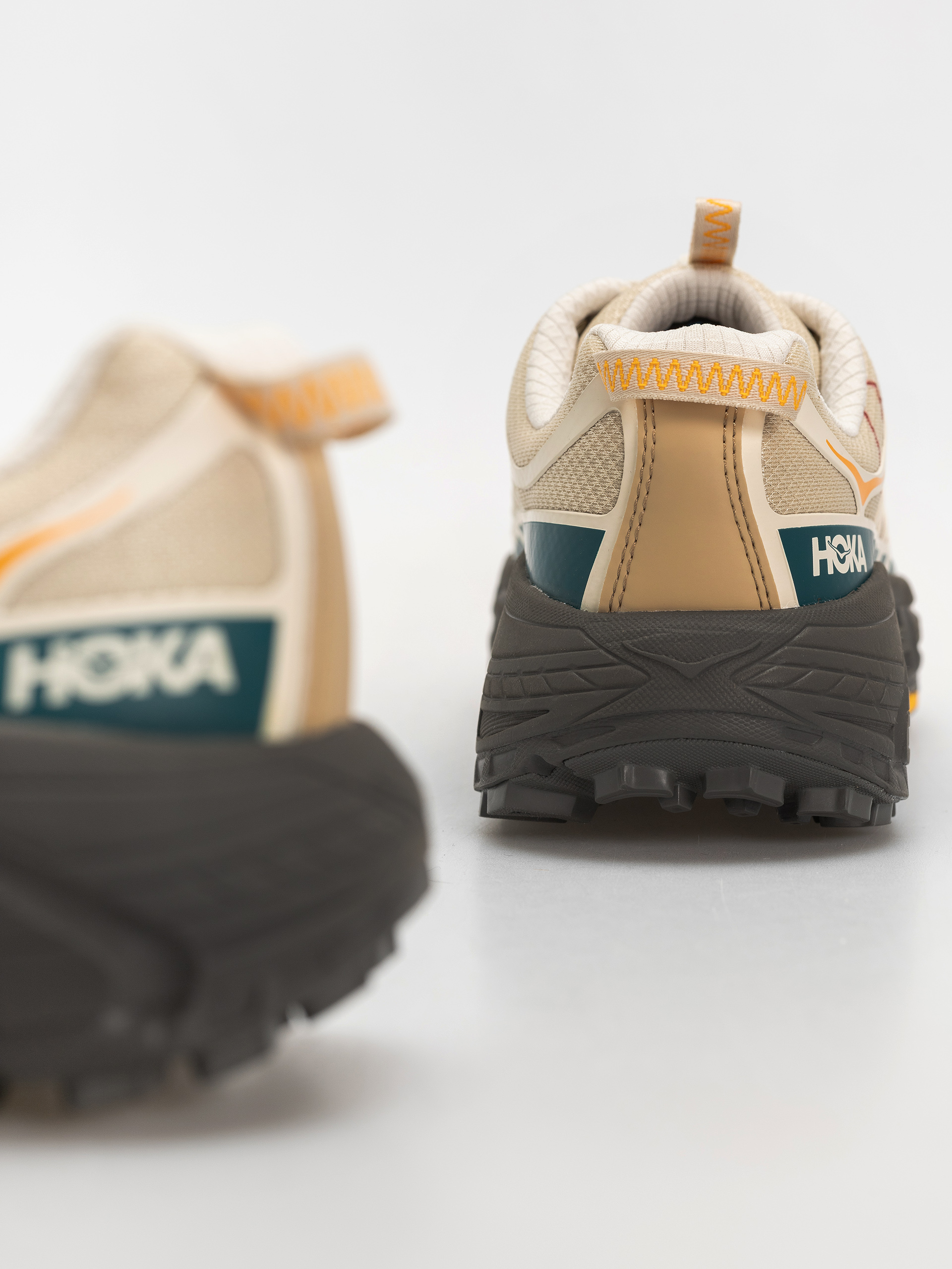 Buty Hoka Mafate Three2 Wordmark (cream/khaki)