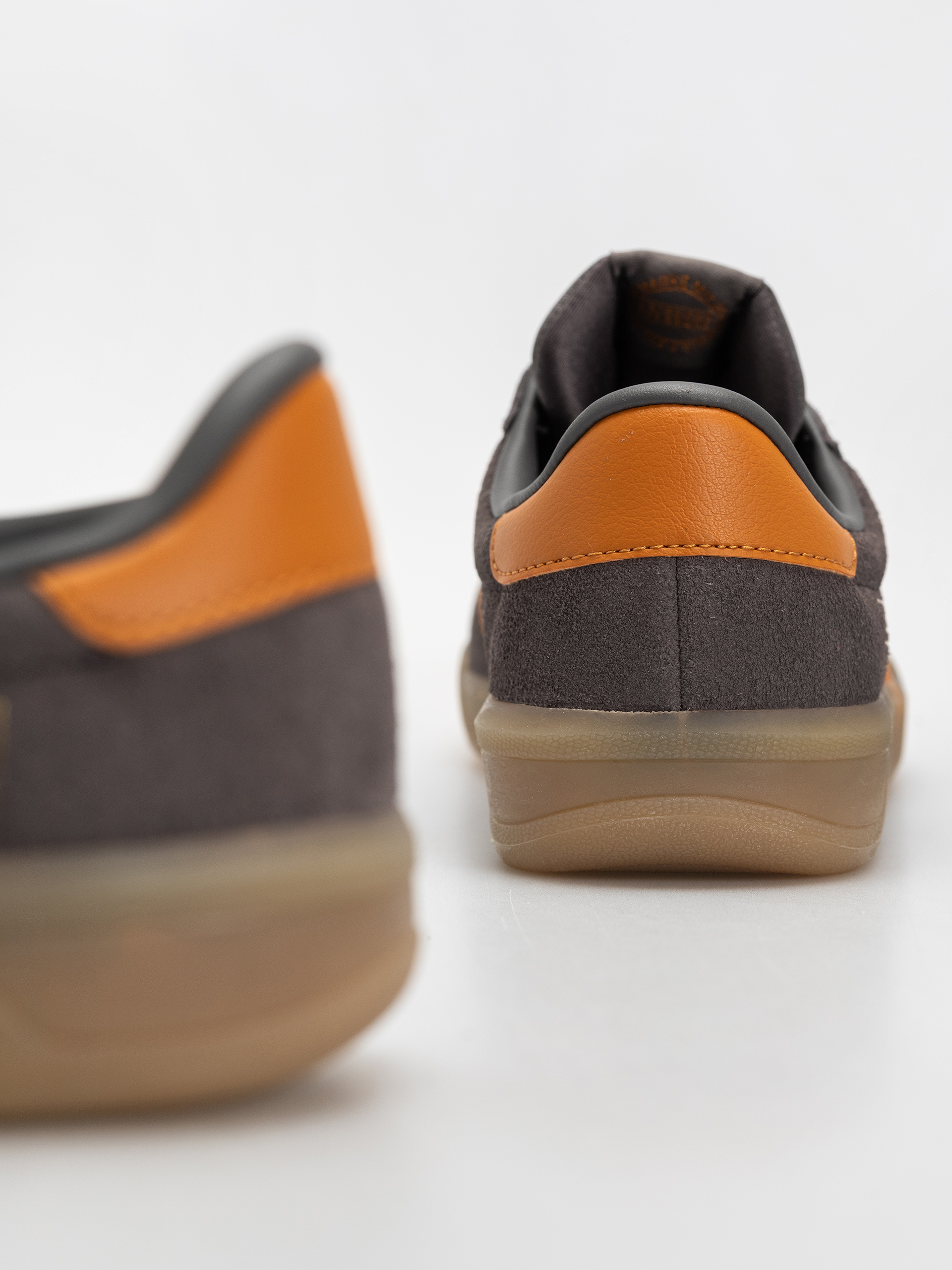 Buty adidas Glenburn (chacoa/rusora/gum4)