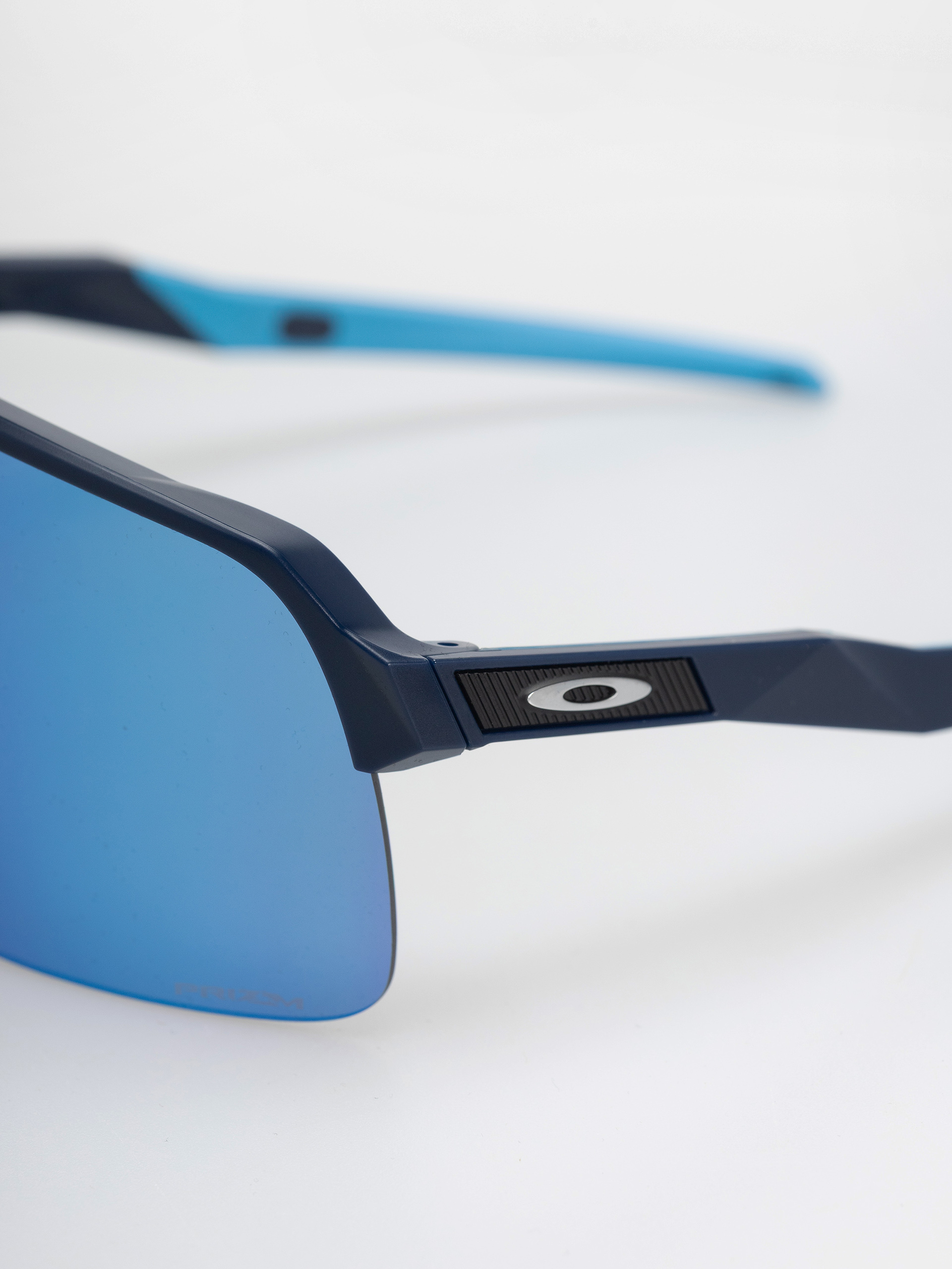 Okulary przeciwsłoneczne Oakley Sutro Lite (matte navy/prizm sapphire)