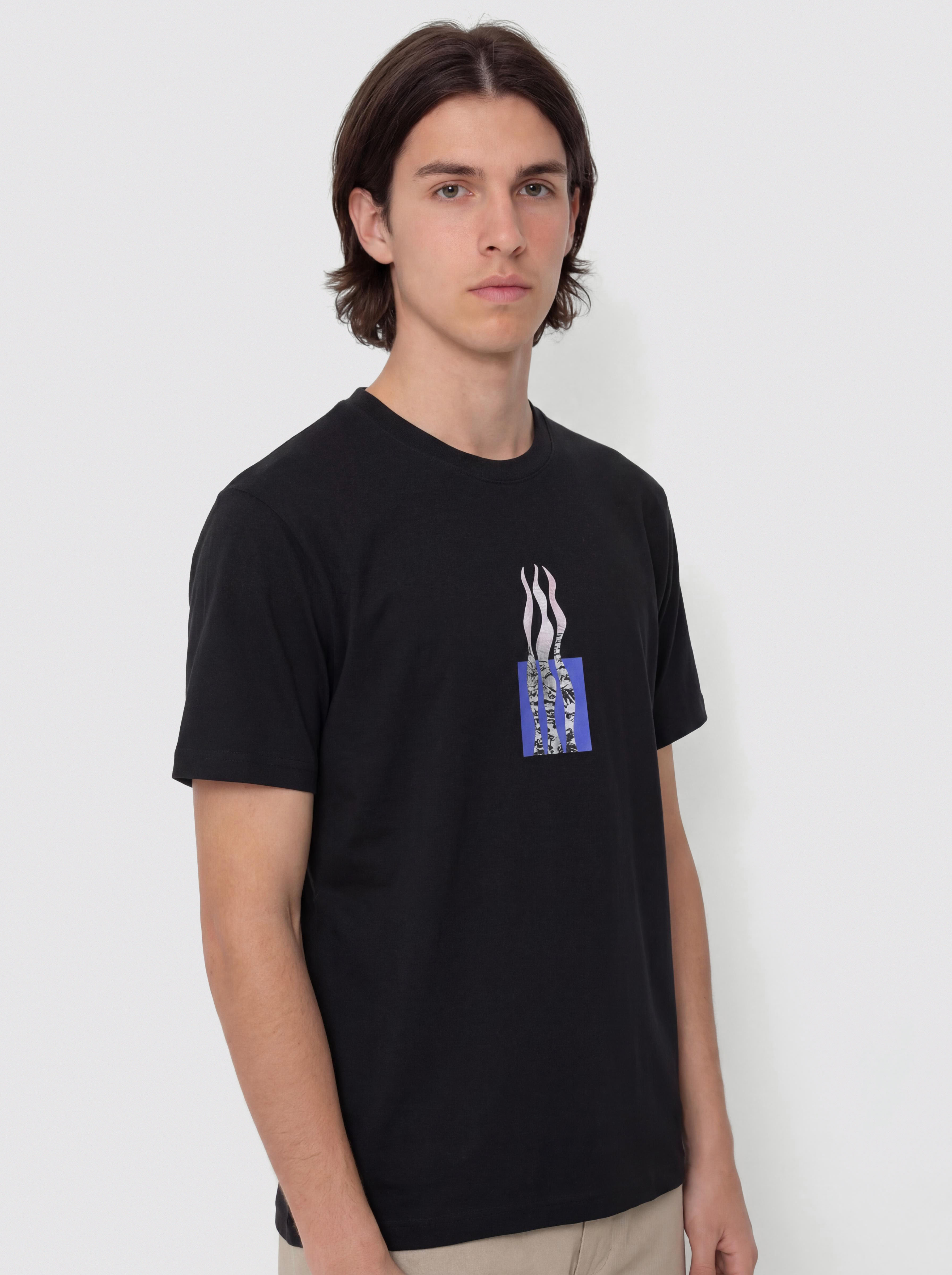 T-shirt Poetic Collective Flames (black)