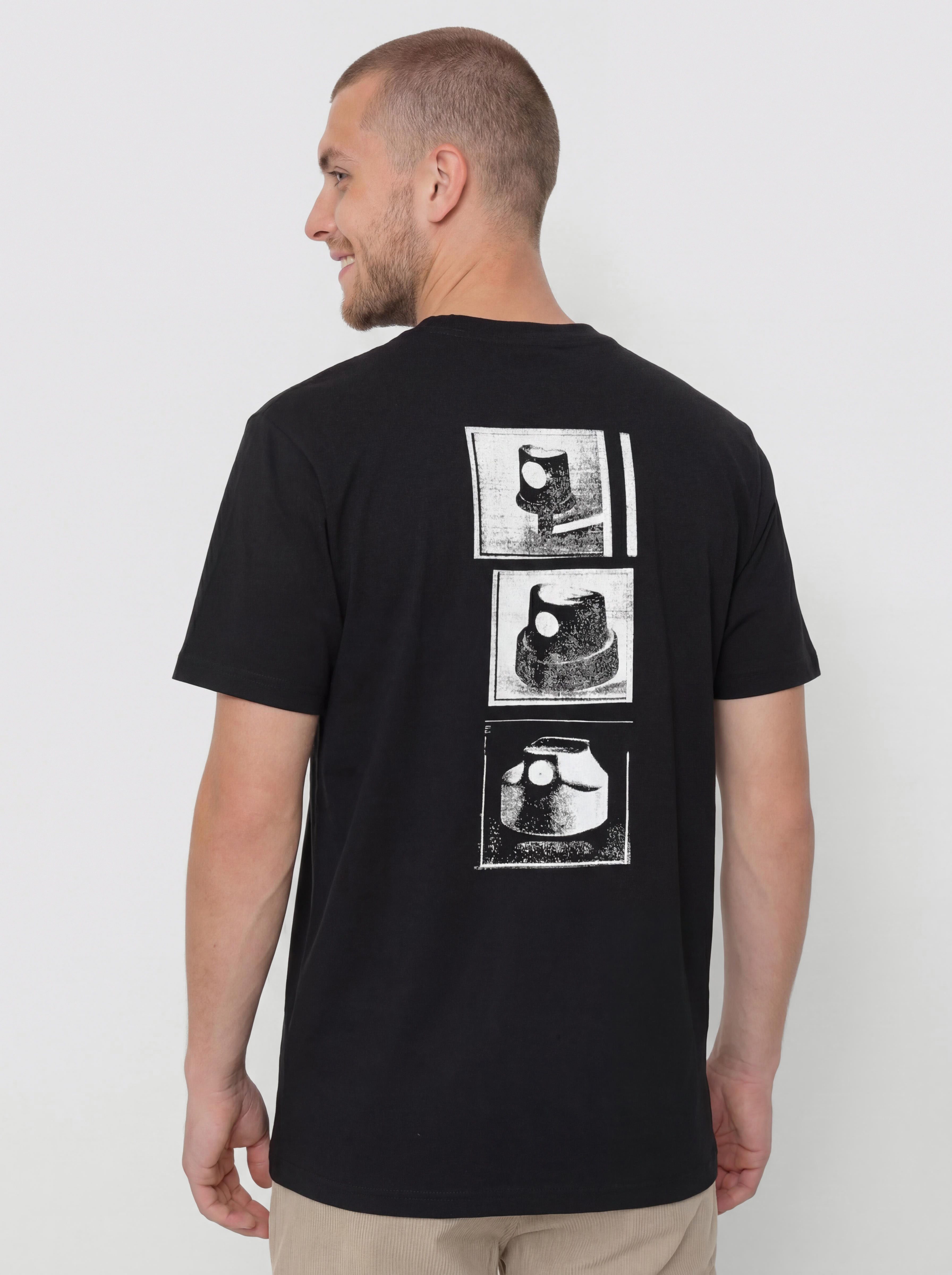 T-shirt Carhartt WIP Caps (black)