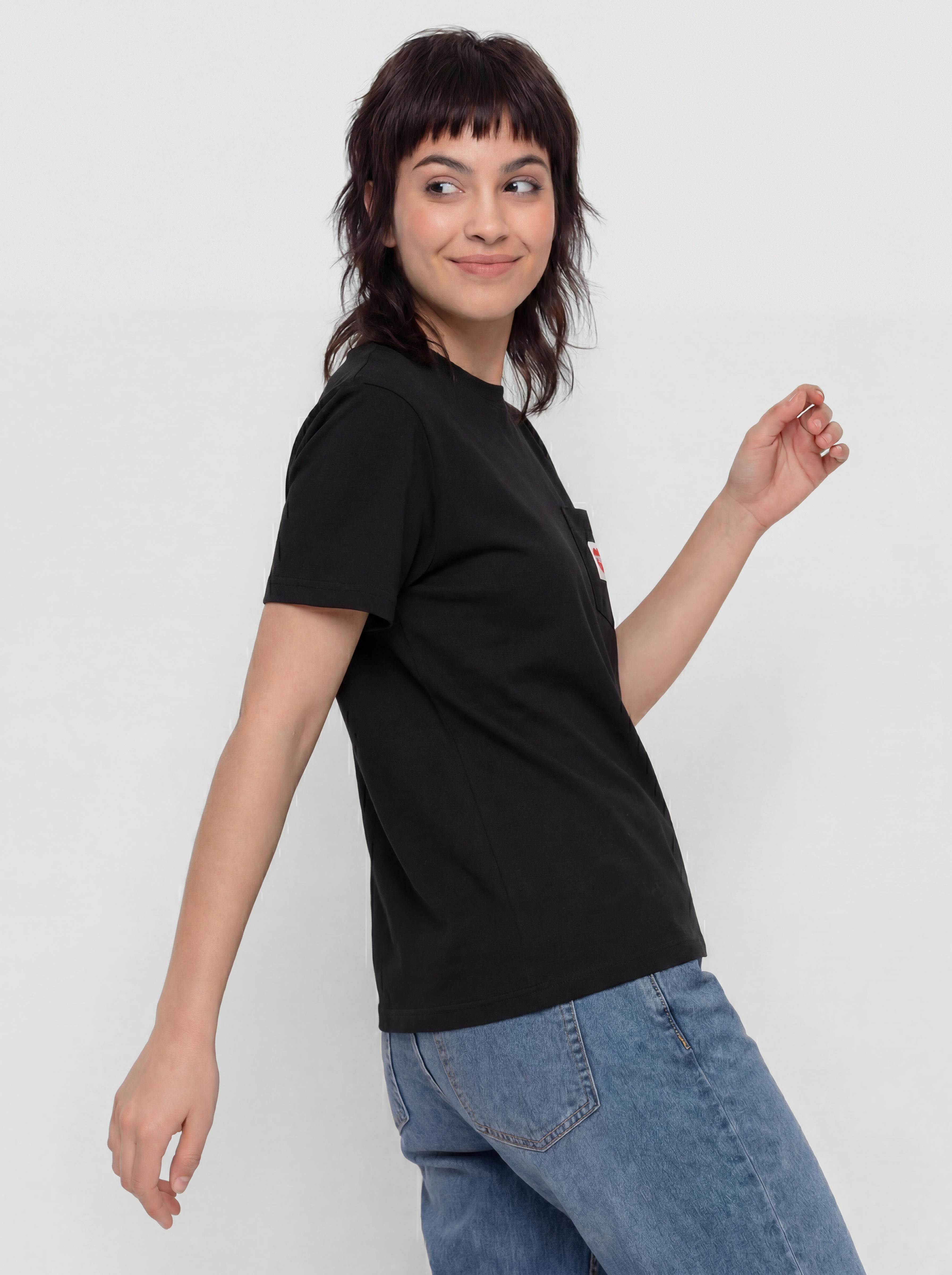 T-shirt Carhartt WIP Pocket Heart Wmn (black/red)