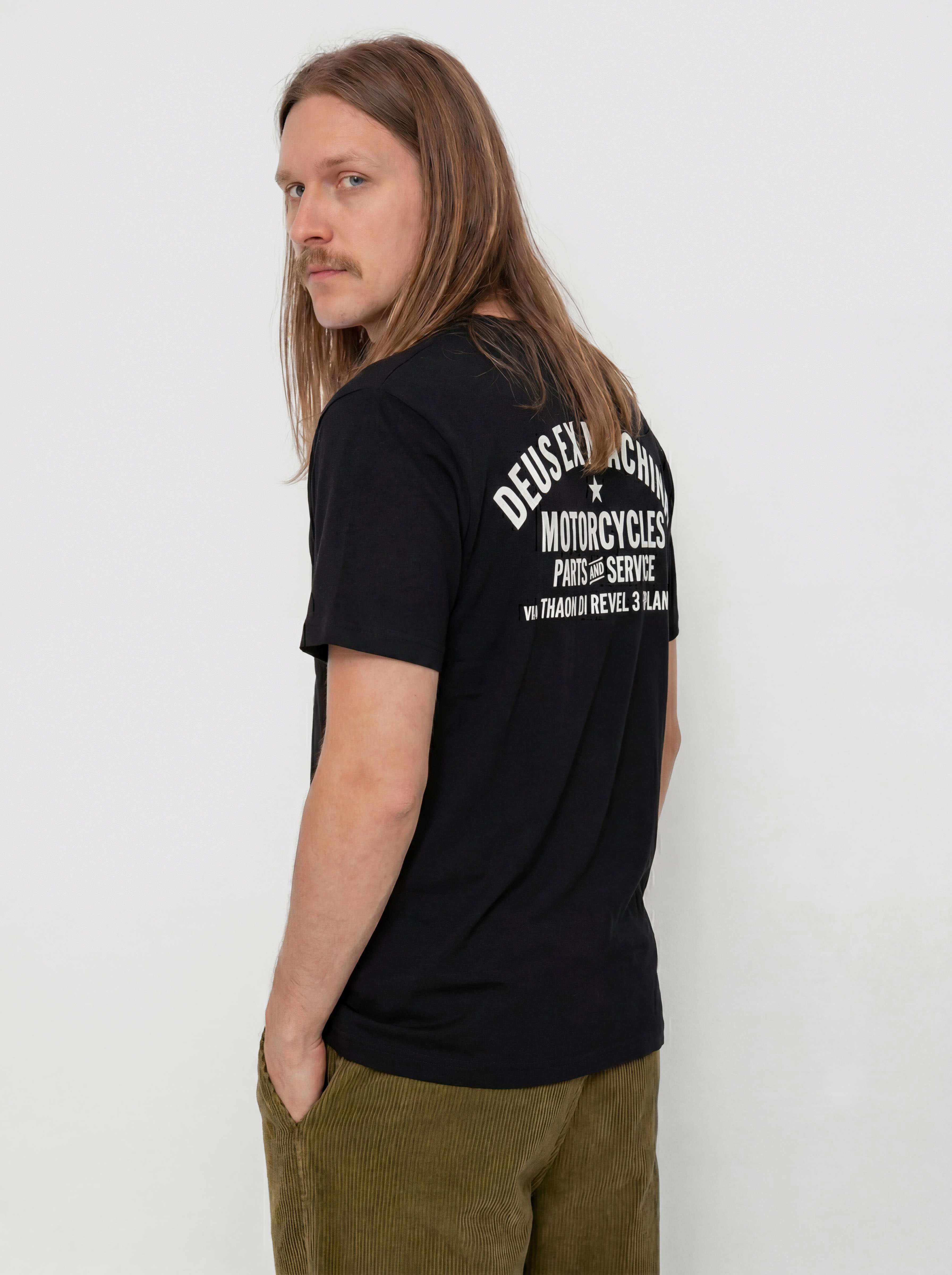 T-shirt Deus Ex Machina Milano Address (black)