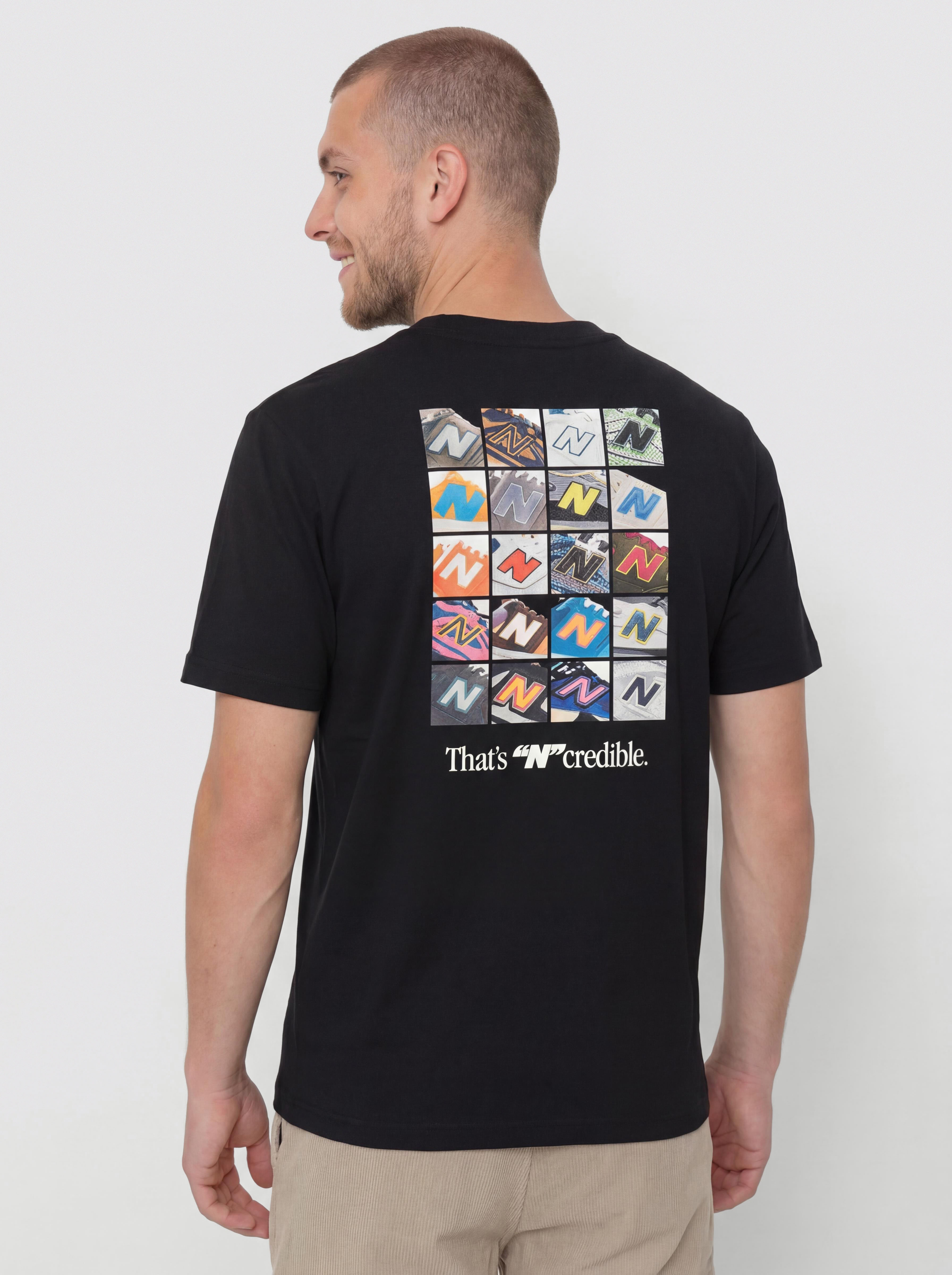 T-shirt New Balance Collage (black)