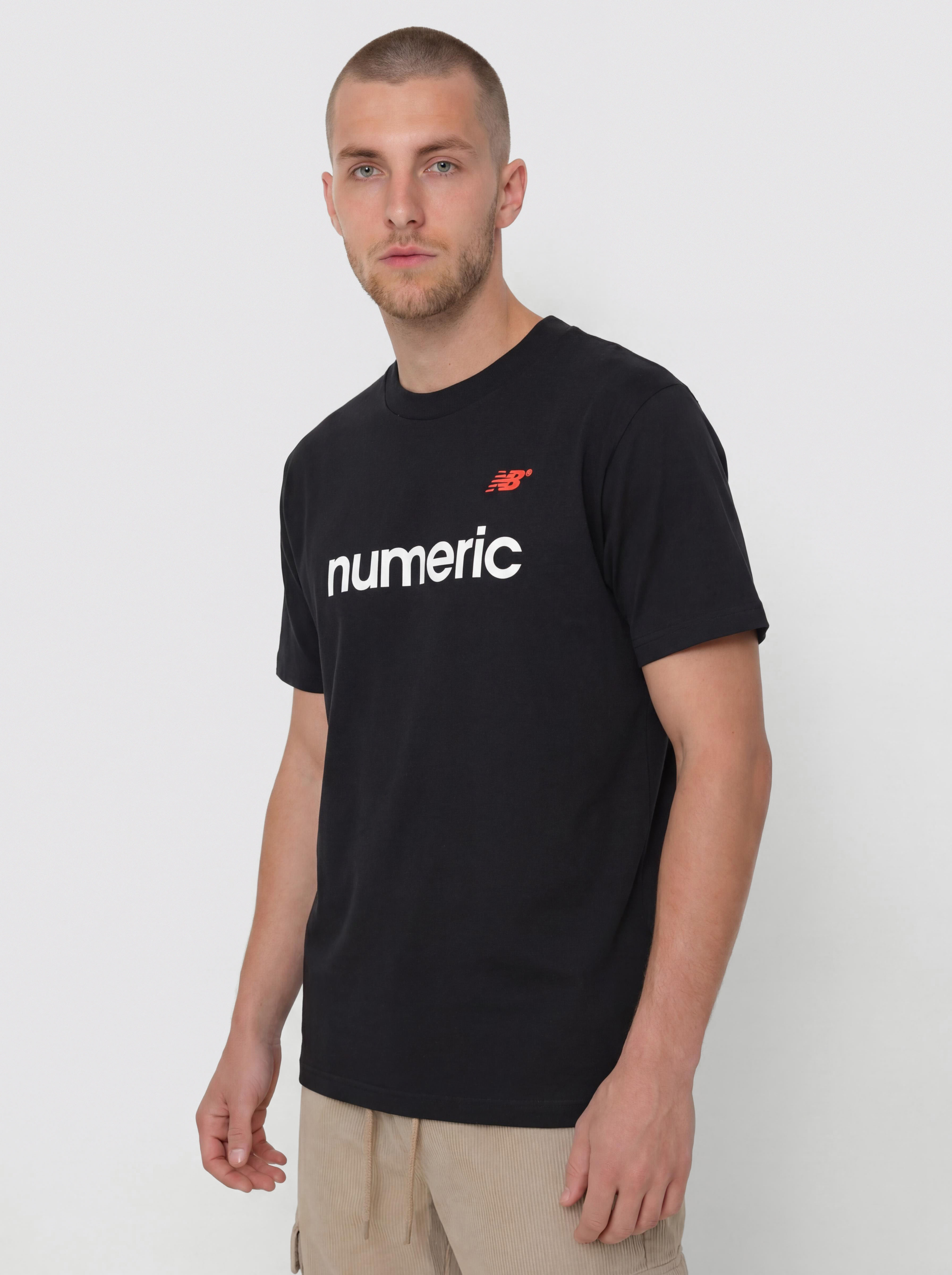 T-shirt New Balance Numeric Linear Logo (black)