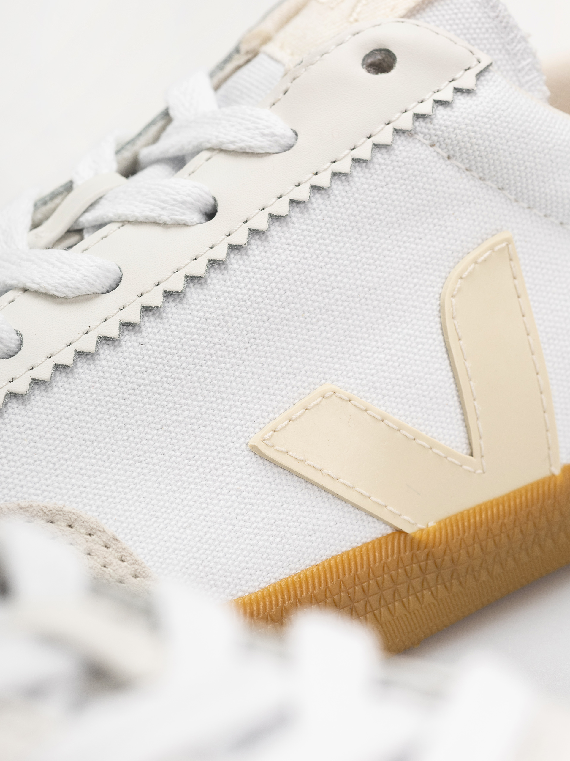 Buty Veja Volley Wmn (white pierre natural)