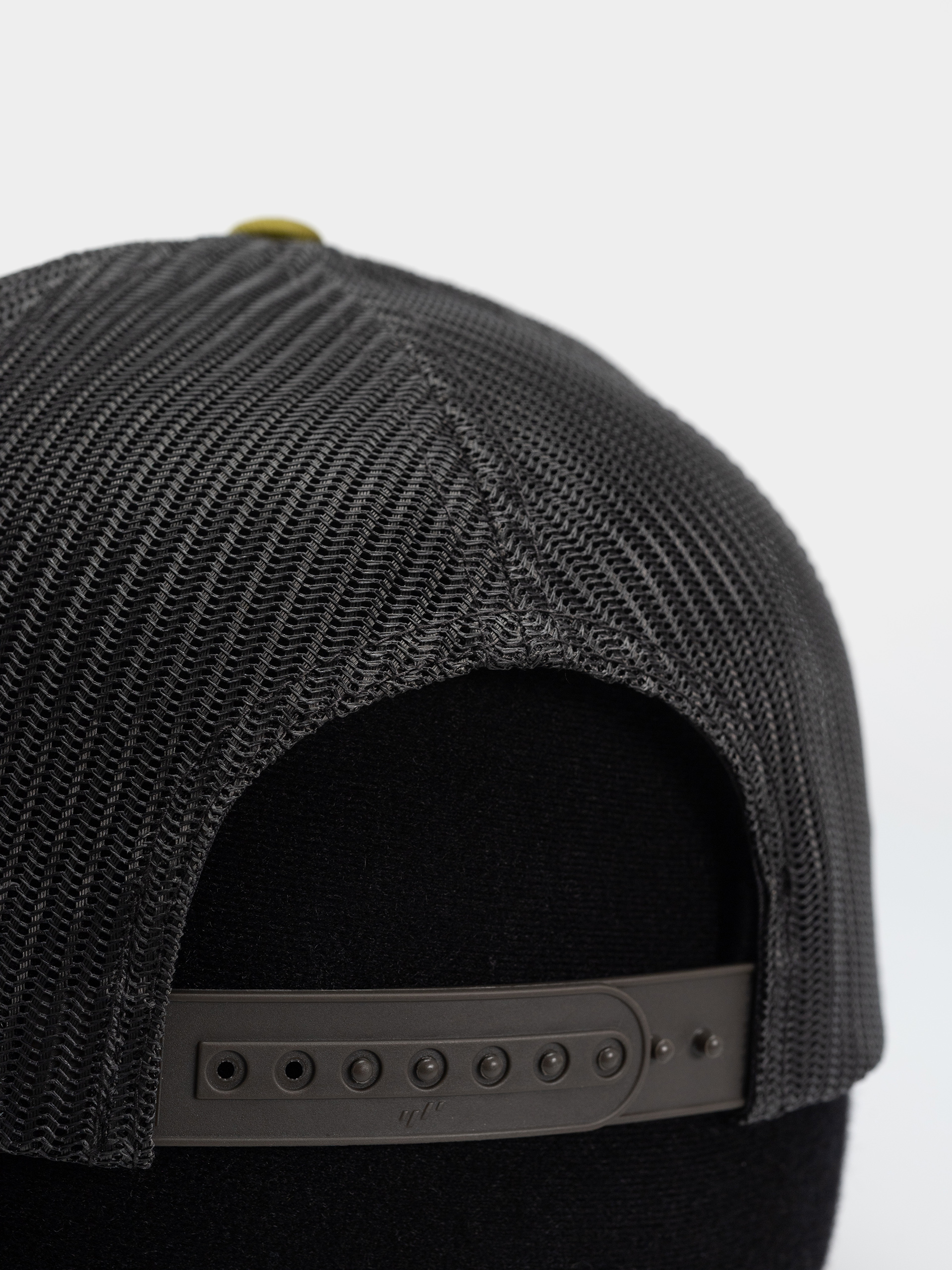 Czapka z daszkiem Columbia Mesh Snap Back (mossy green/pnw bear)