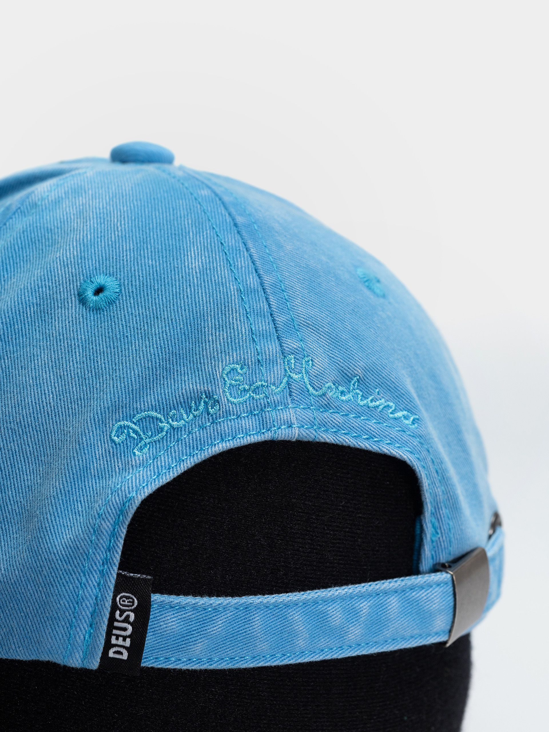Czapka z daszkiem Deus Ex Machina Shield Garment Dyed Dad (bonnie blue)