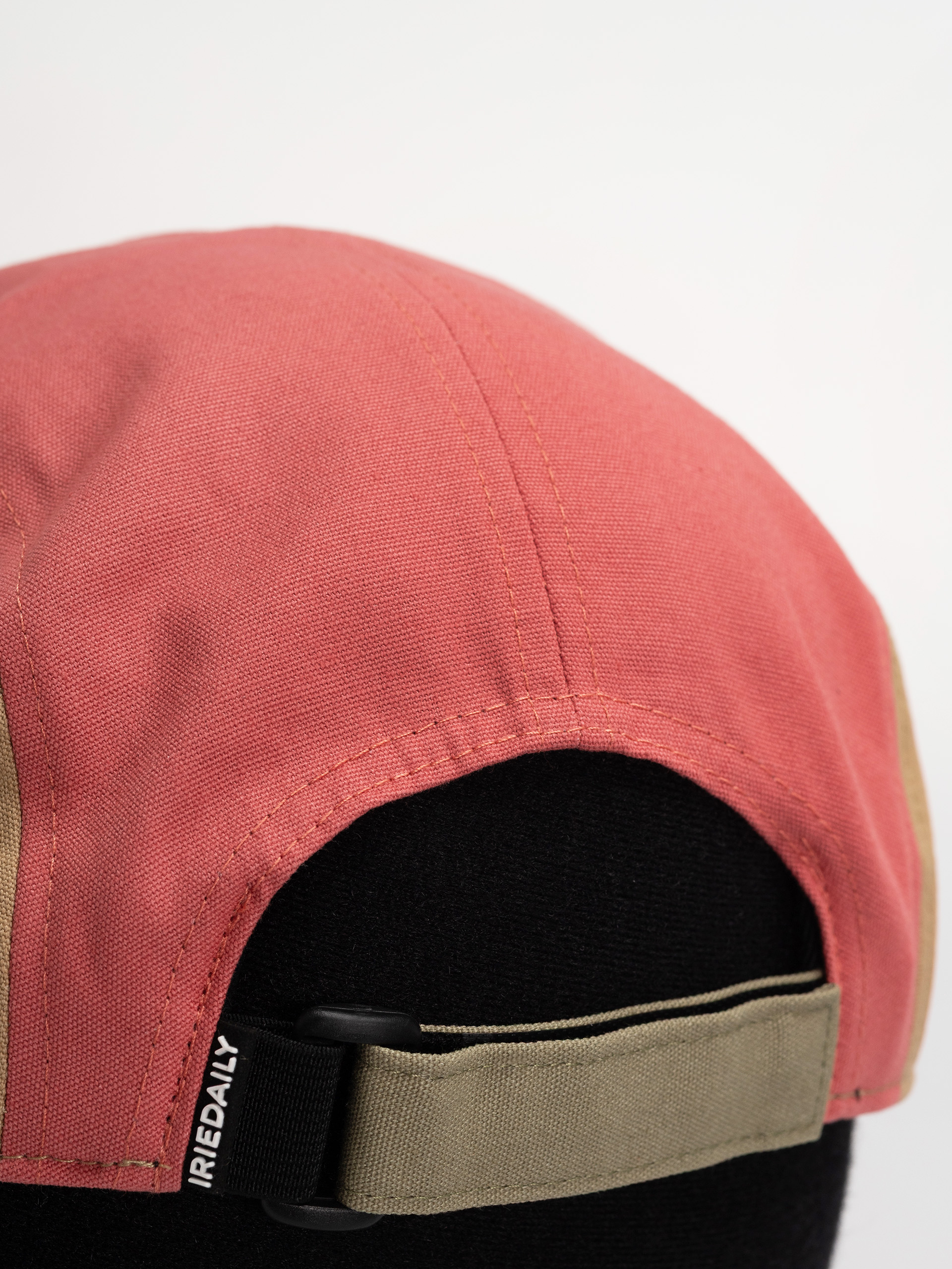 Czapka z daszkiem Iriedaily Millenio 5 Panel (olive red)