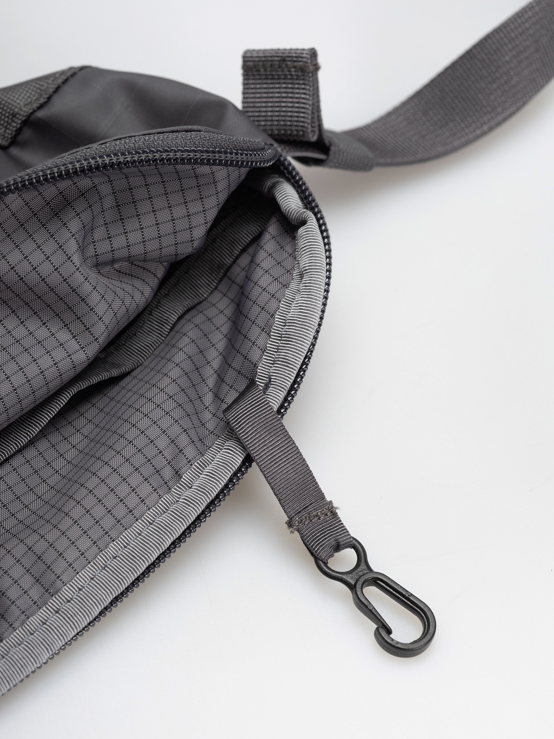 Torebka The North Face Bcv Pro Travel Pouch (anthracite grey)