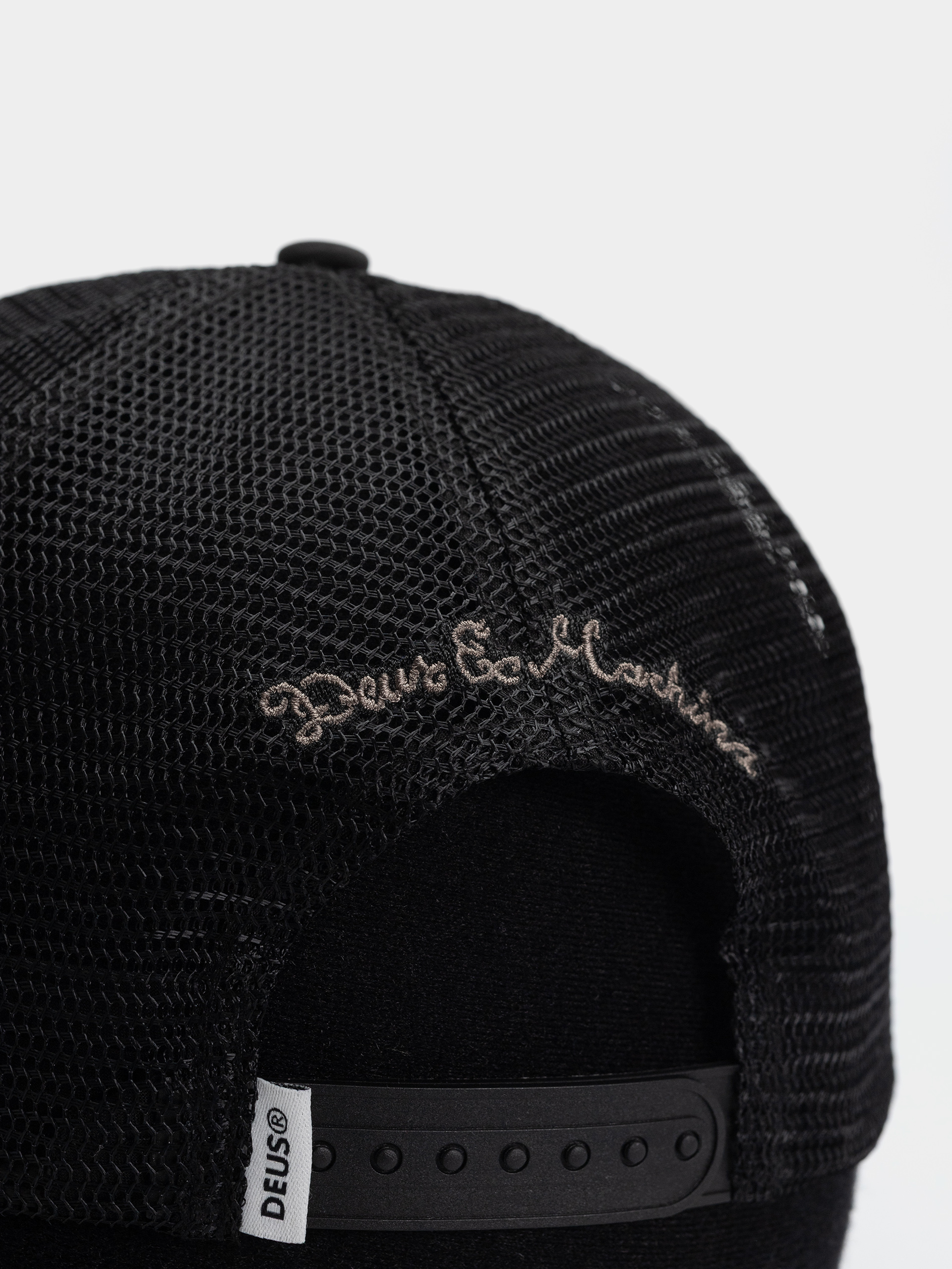 Czapka z daszkiem Deus Ex Machina Pill (black)