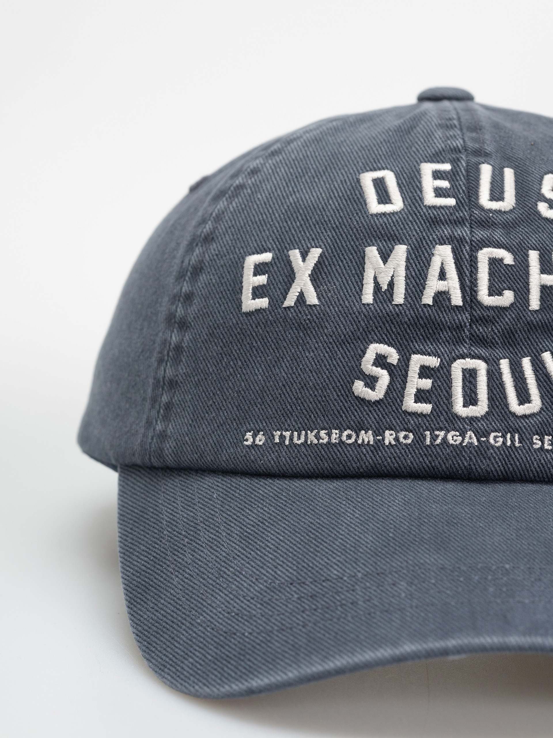 Czapka z daszkiem Deus Ex Machina College Address (navy)