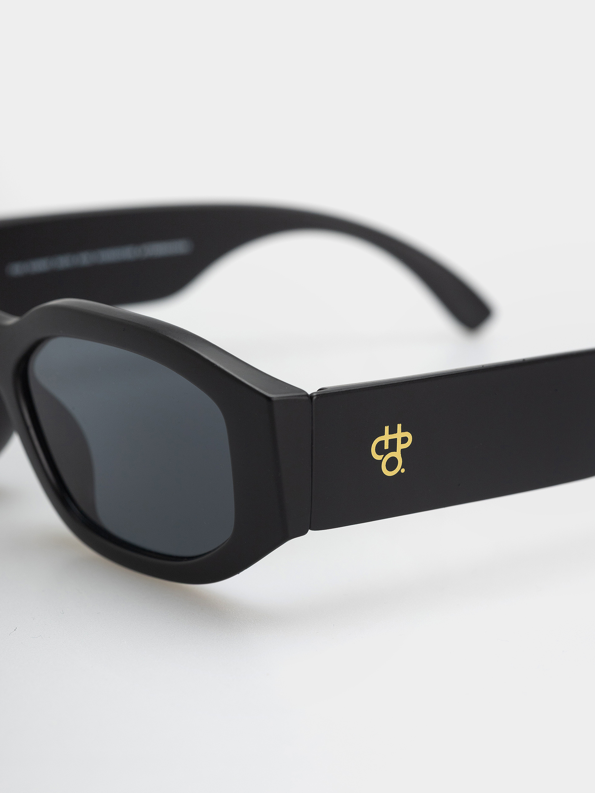 Okulary przeciwsłoneczne CHPO Brooklyn (matte black/black)