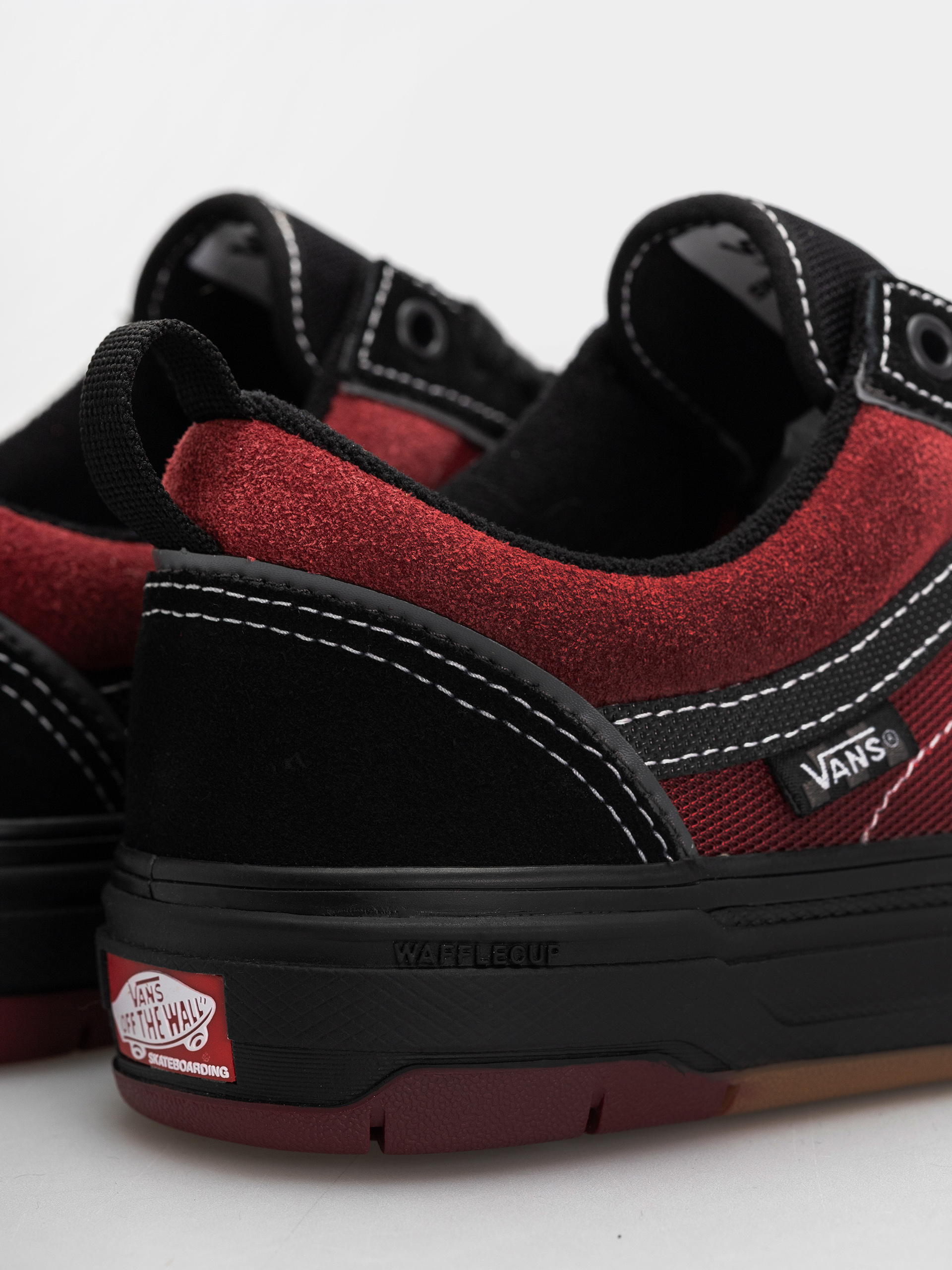 Buty Vans Skate Old Skool Wafflecup (black/red)
