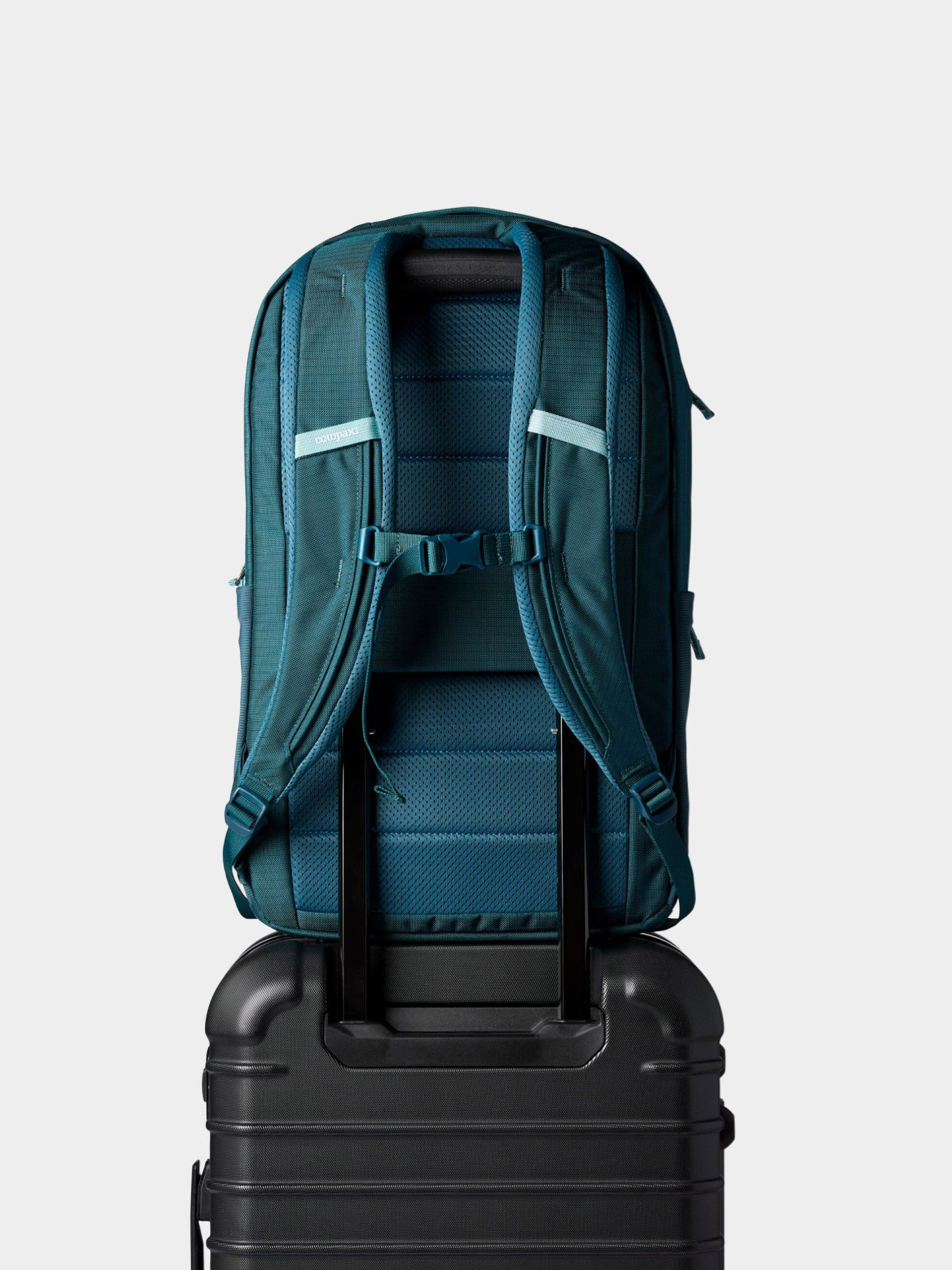 Plecak Cotopaxi Allpa 26L (blue spruce and abyss)