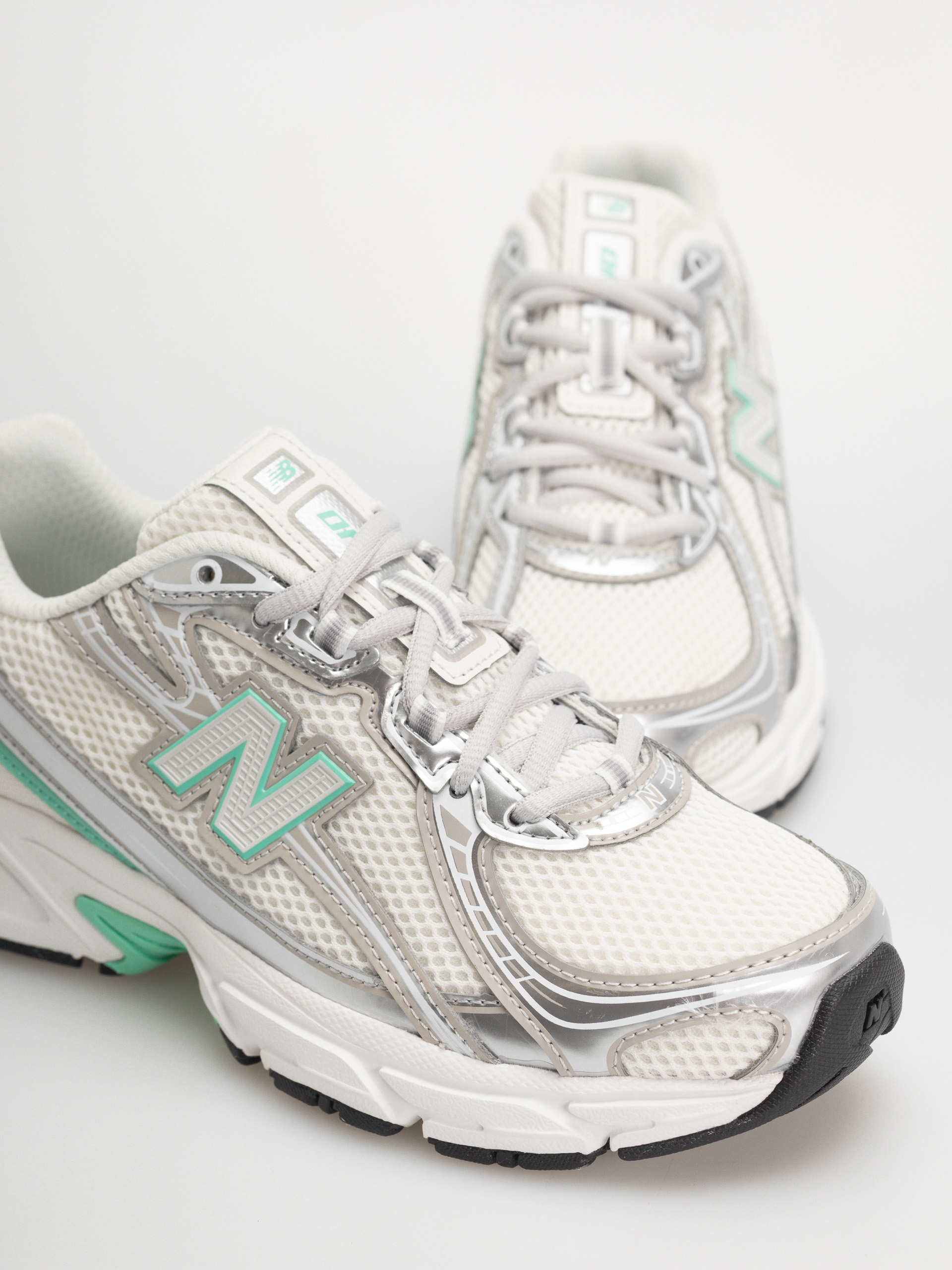 Buty New Balance 740 JR (silver metallic/deep end)